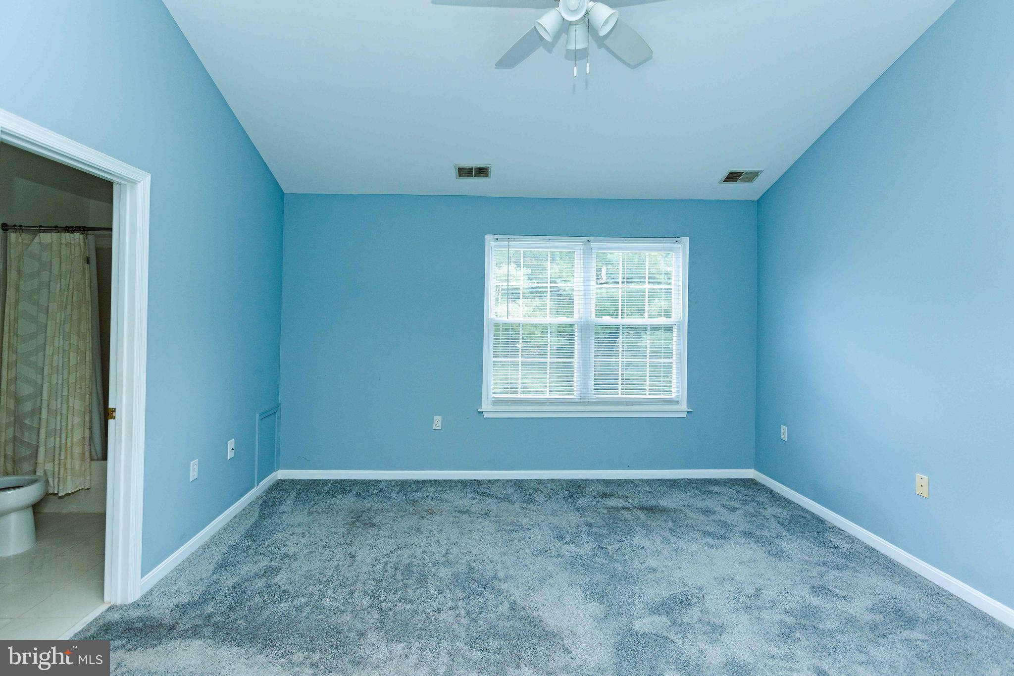 FOXRIDGE - Residential Lease