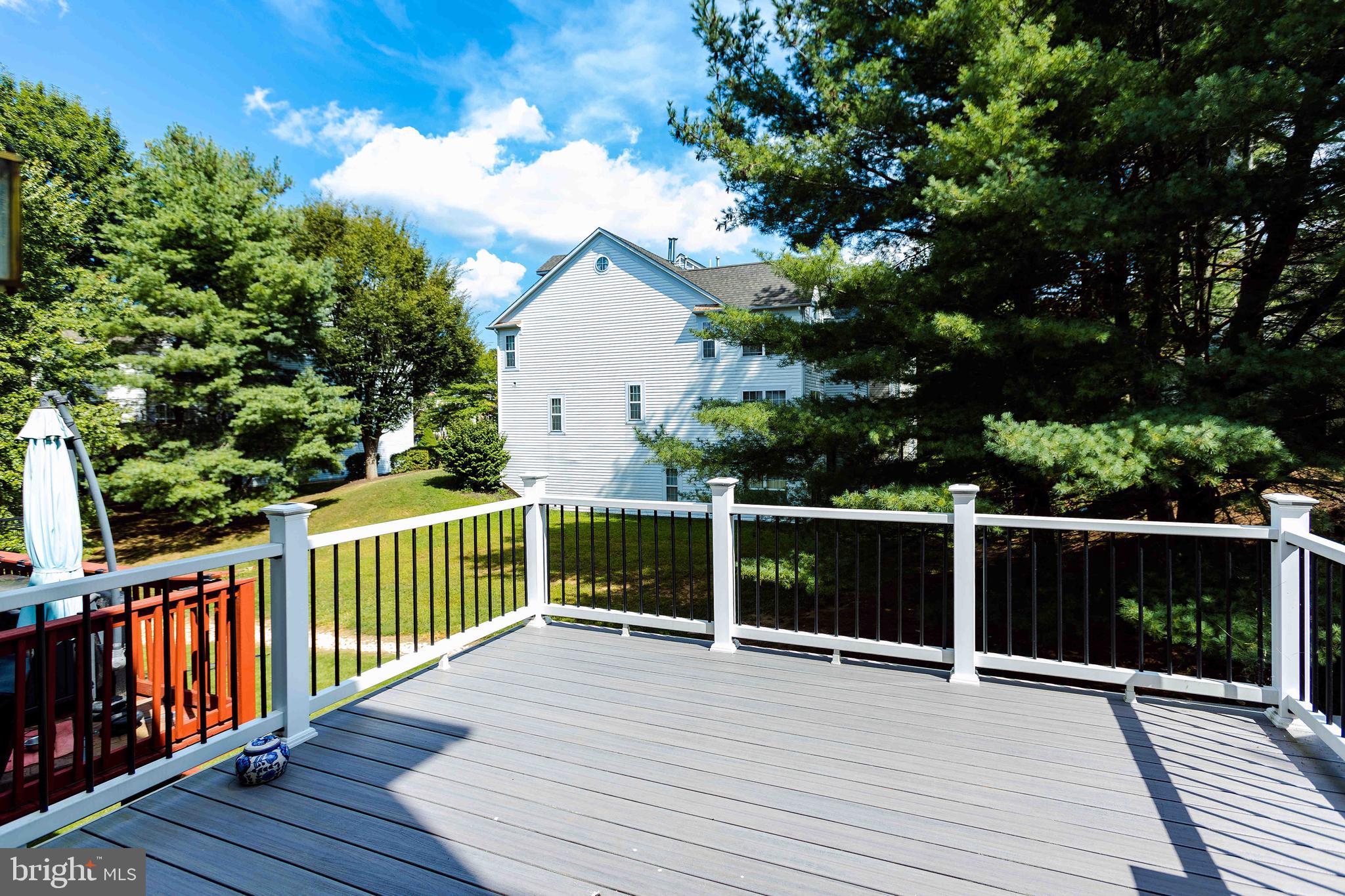 FOXRIDGE - Residential Lease