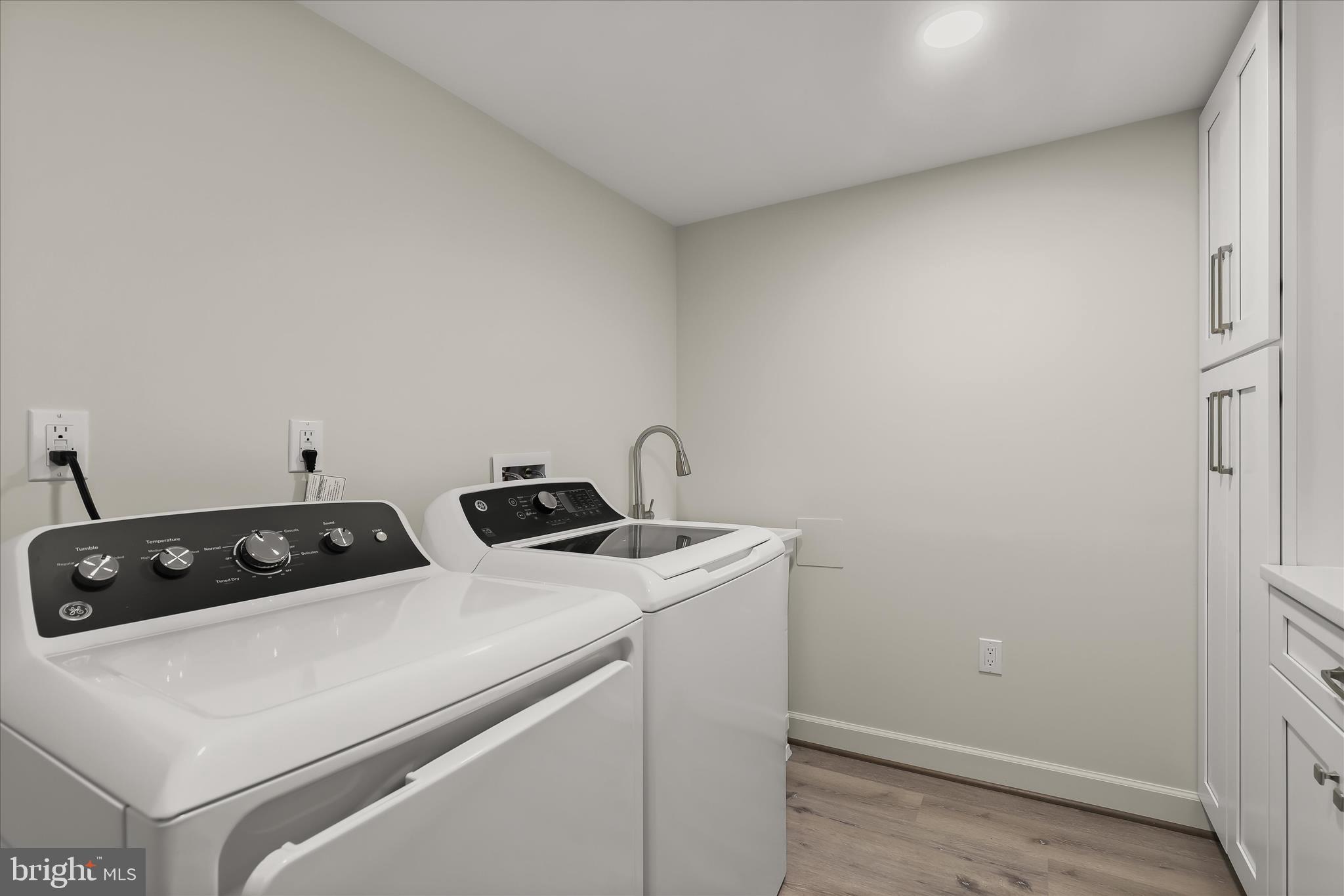 SPRINGDALE - Residential