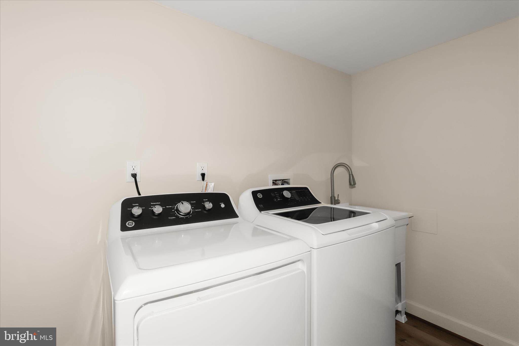 SPRINGDALE - Residential