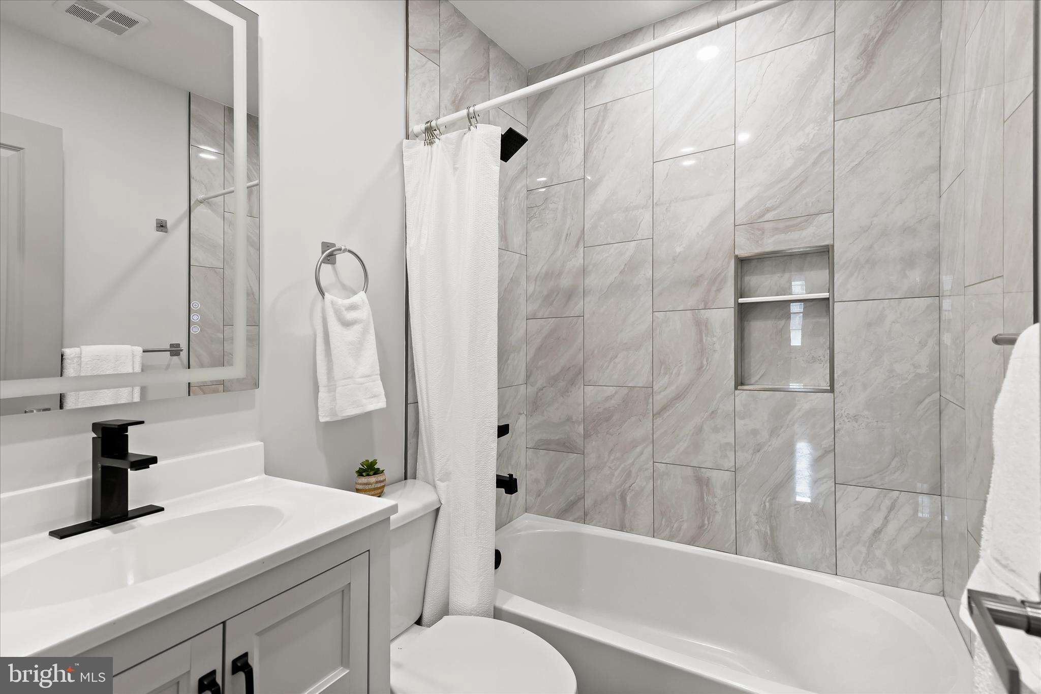 SPRINGDALE - Residential