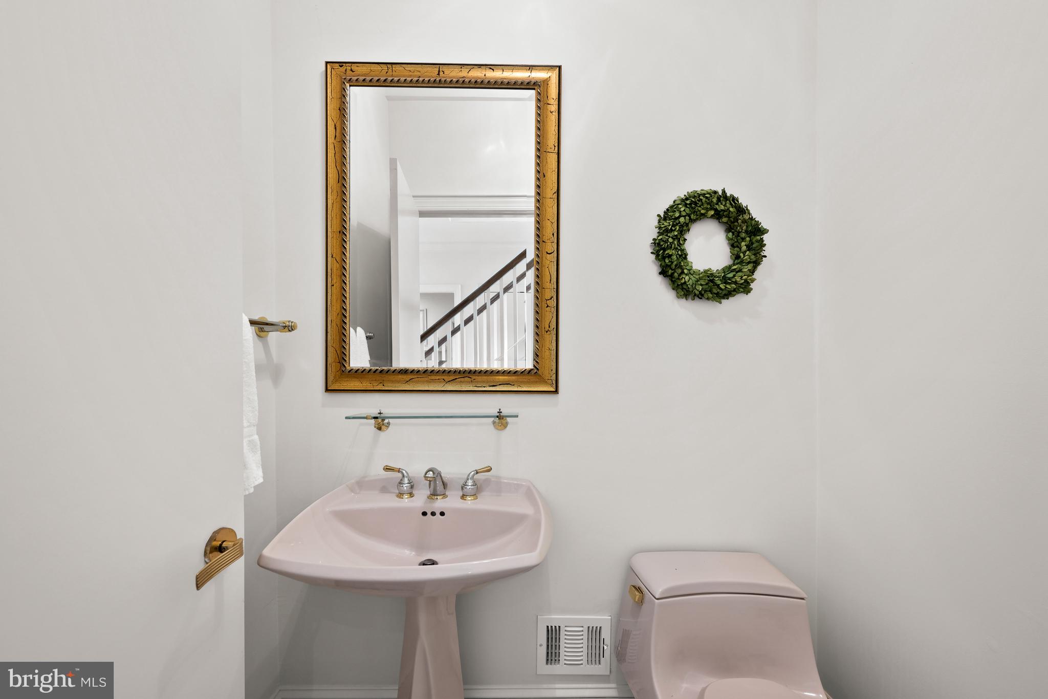 AVENEL - Residential