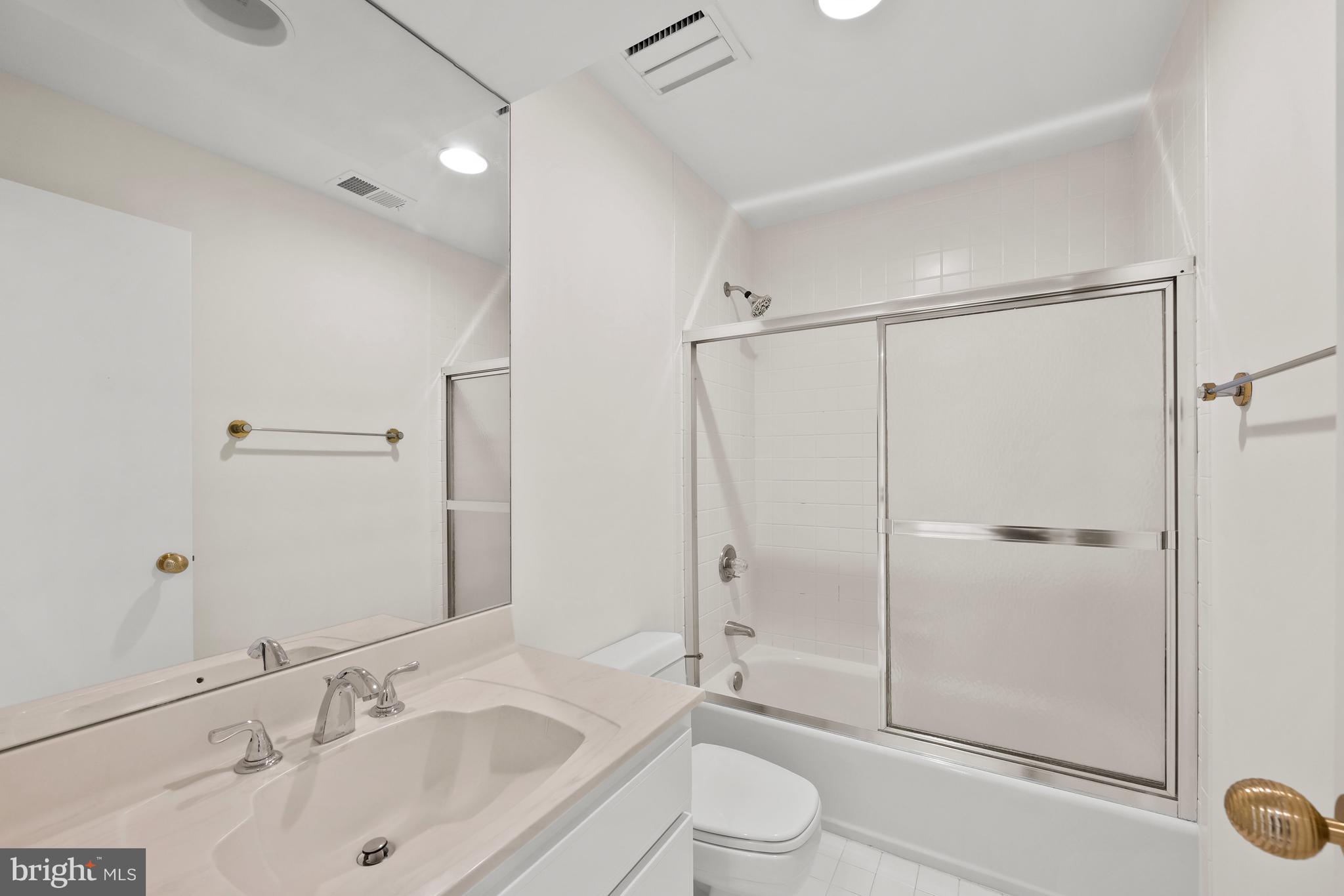 AVENEL - Residential