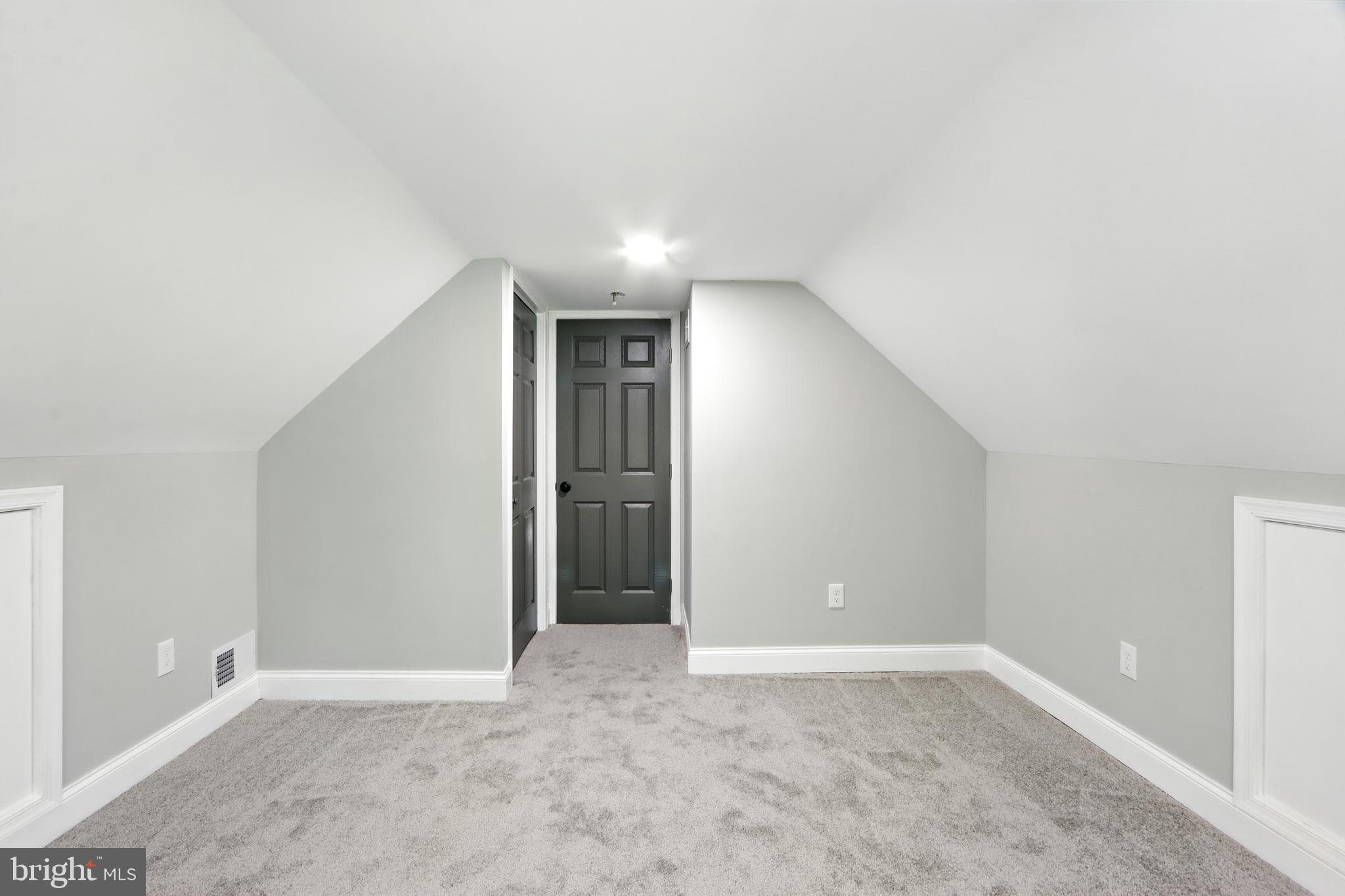 BROOKLYN HEIGHTS - Residential