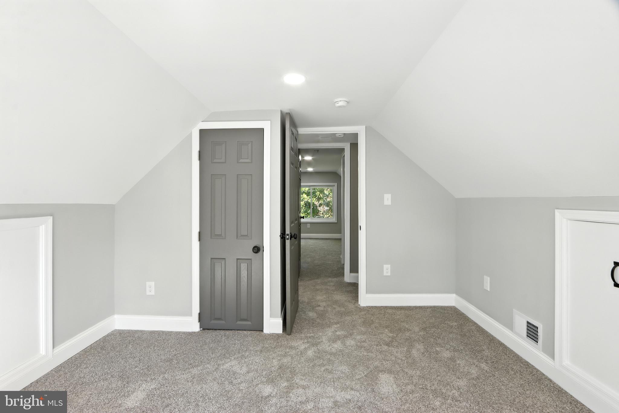 BROOKLYN HEIGHTS - Residential