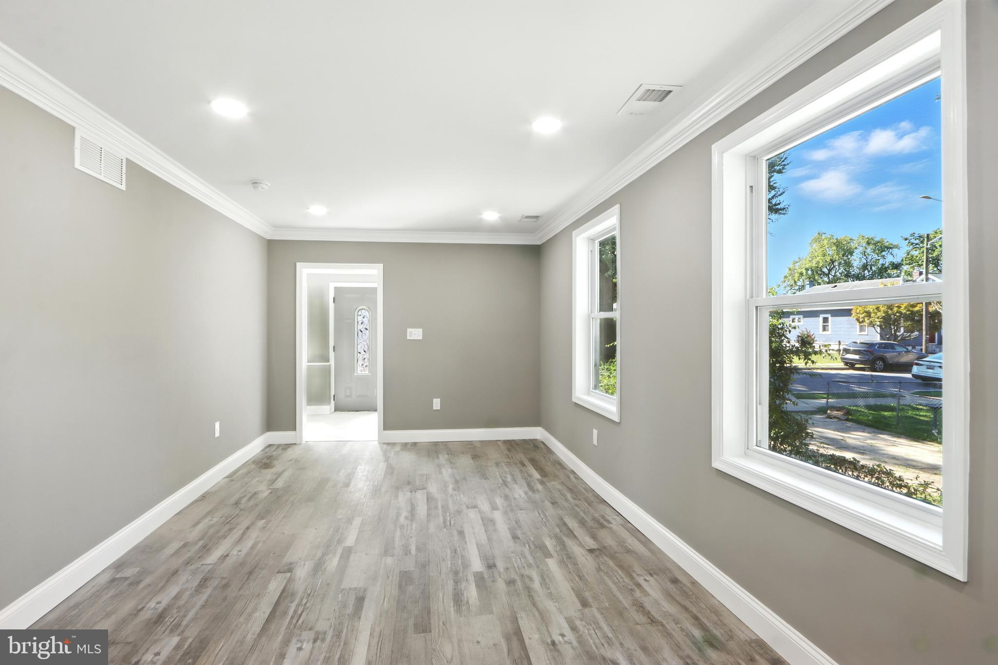 BROOKLYN HEIGHTS - Residential