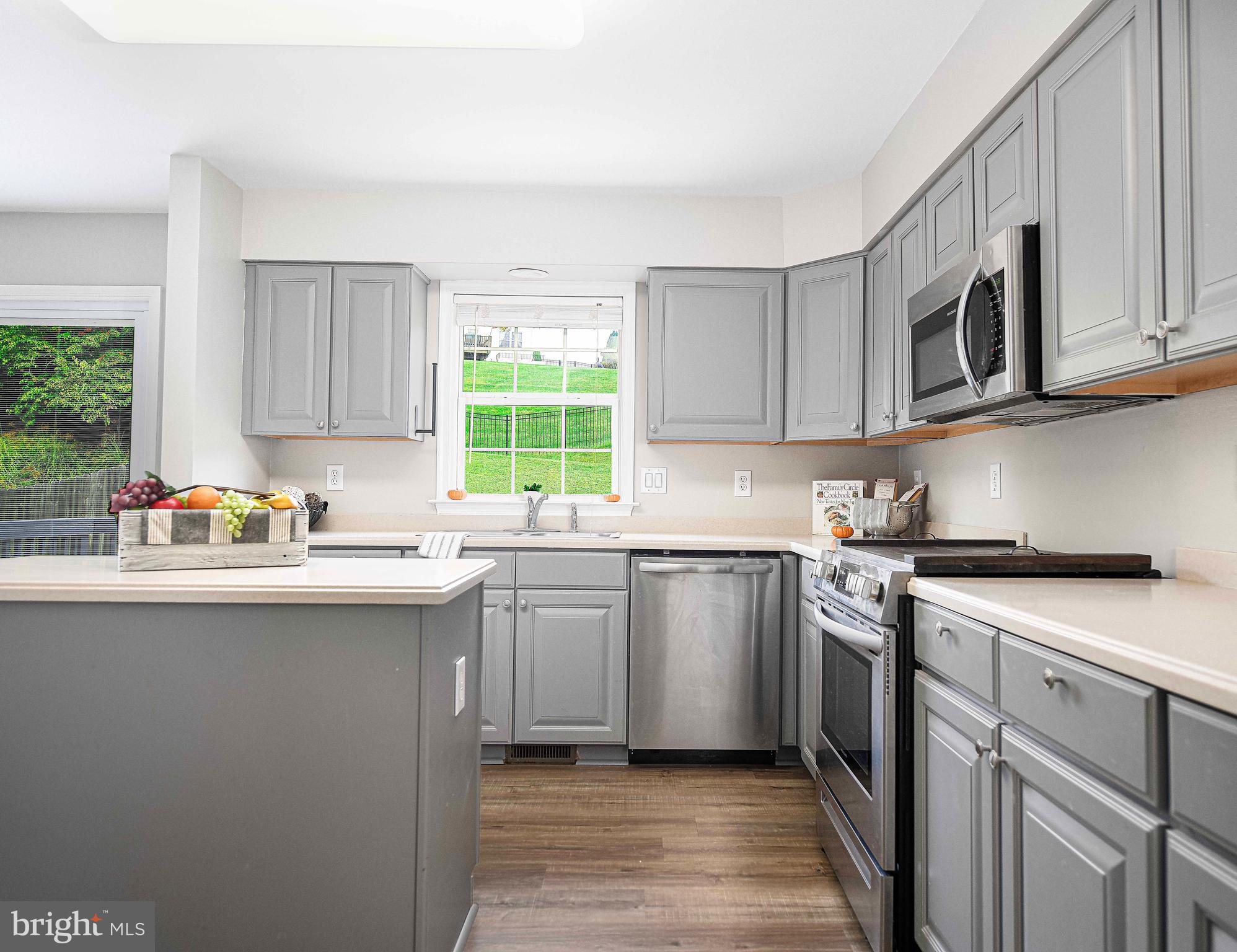 BEACON POINT - Residential