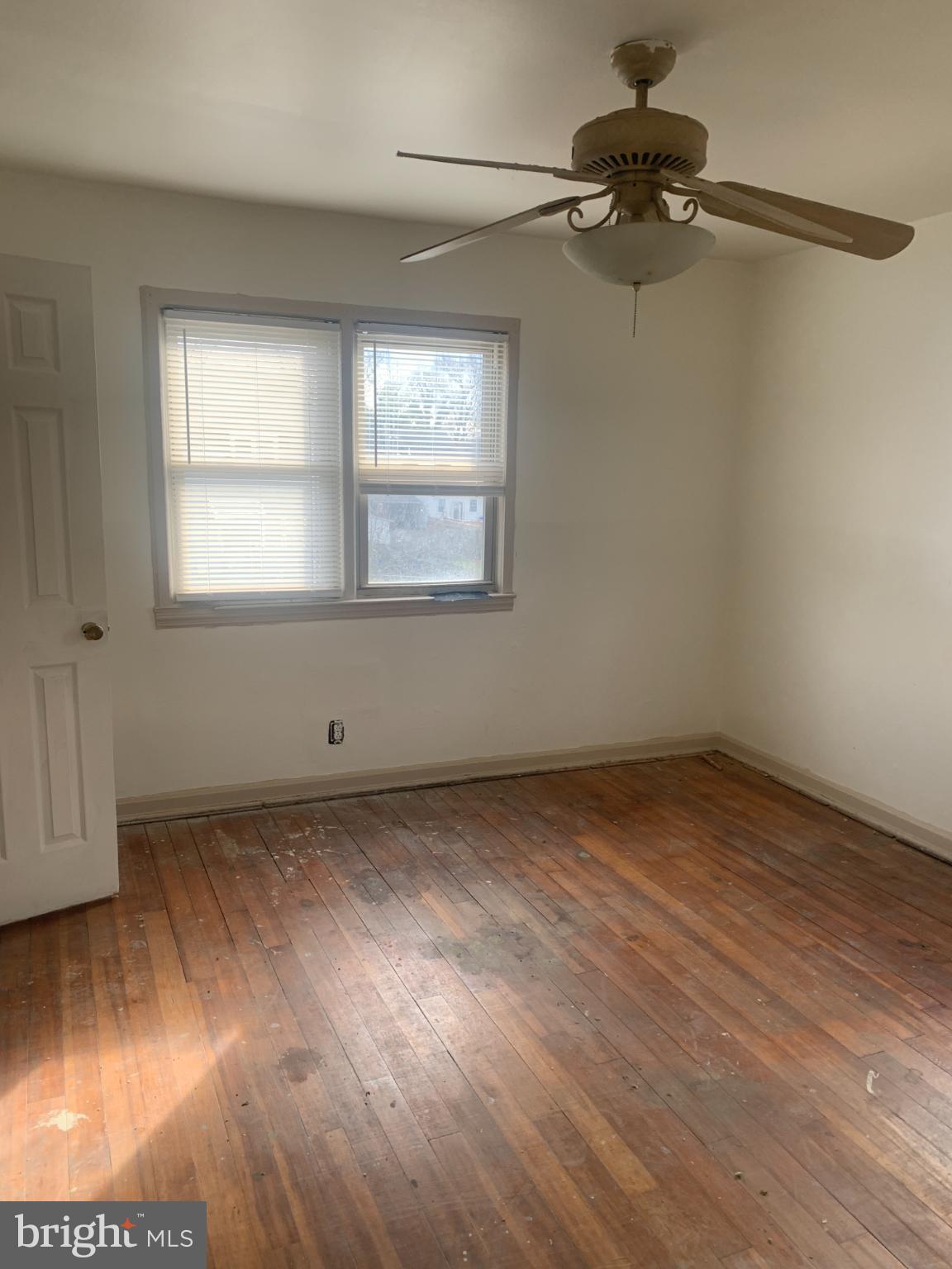 7110 E LOMBARD STREET