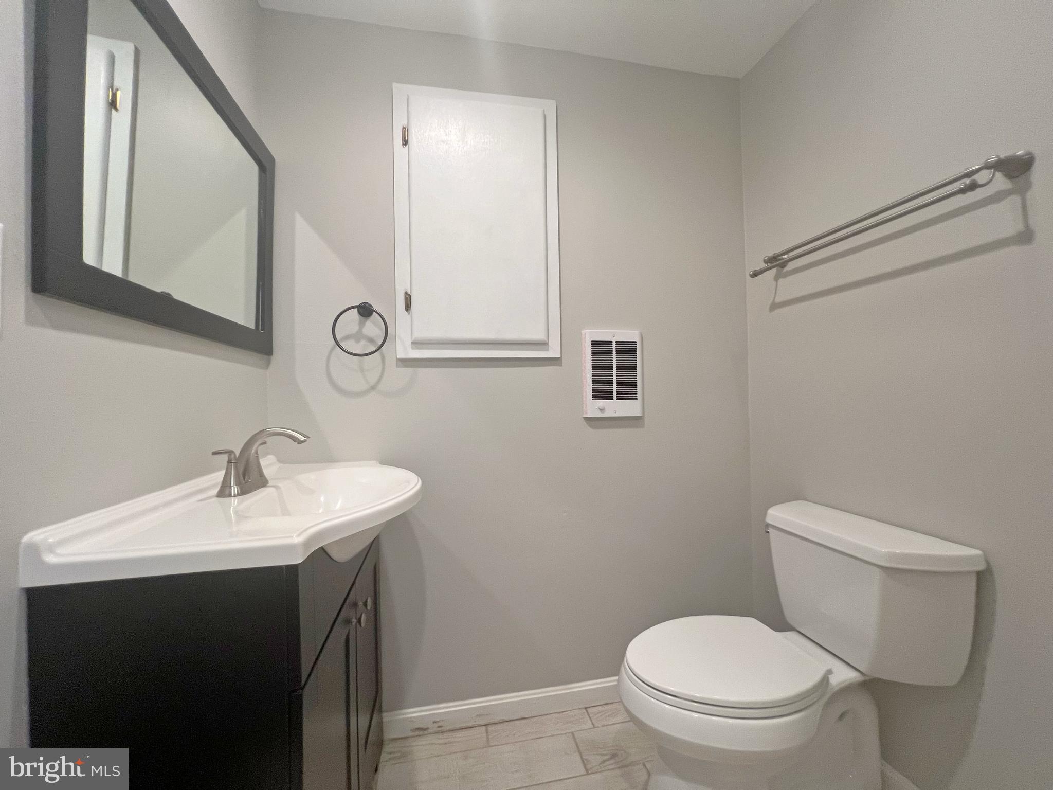 GLEN COVE - Residential Lease