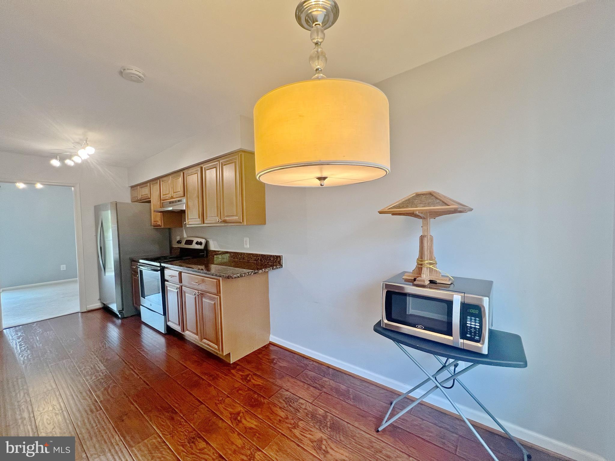 GLEN COVE - Residential Lease