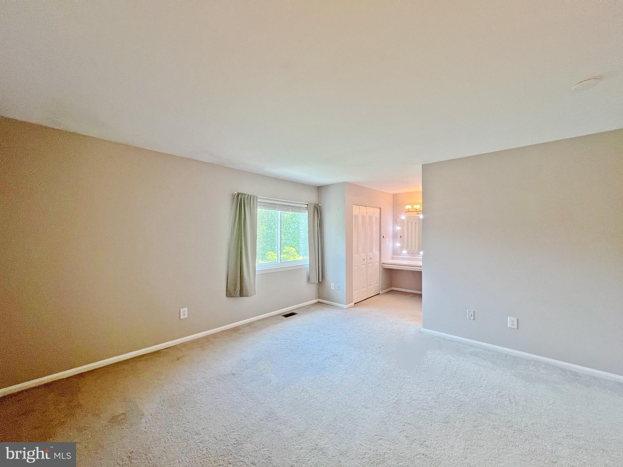 GLEN COVE - Residential Lease