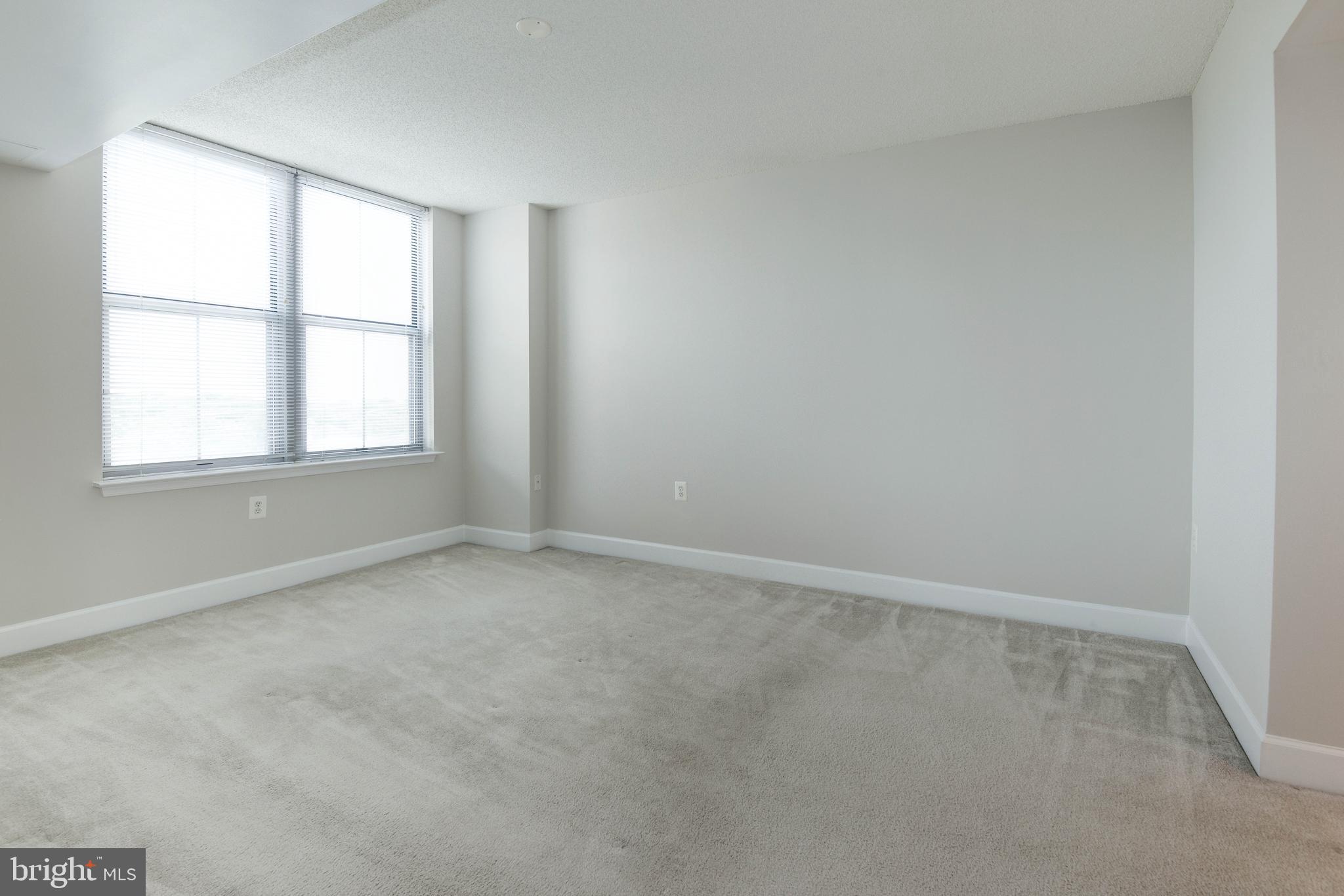 CARLTON HOUSE - Residential