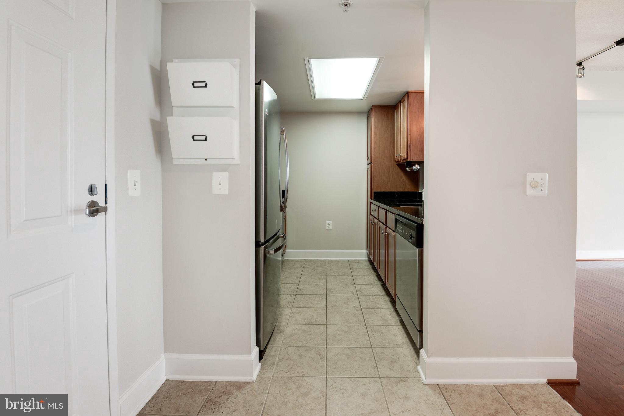 CARLTON HOUSE - Residential