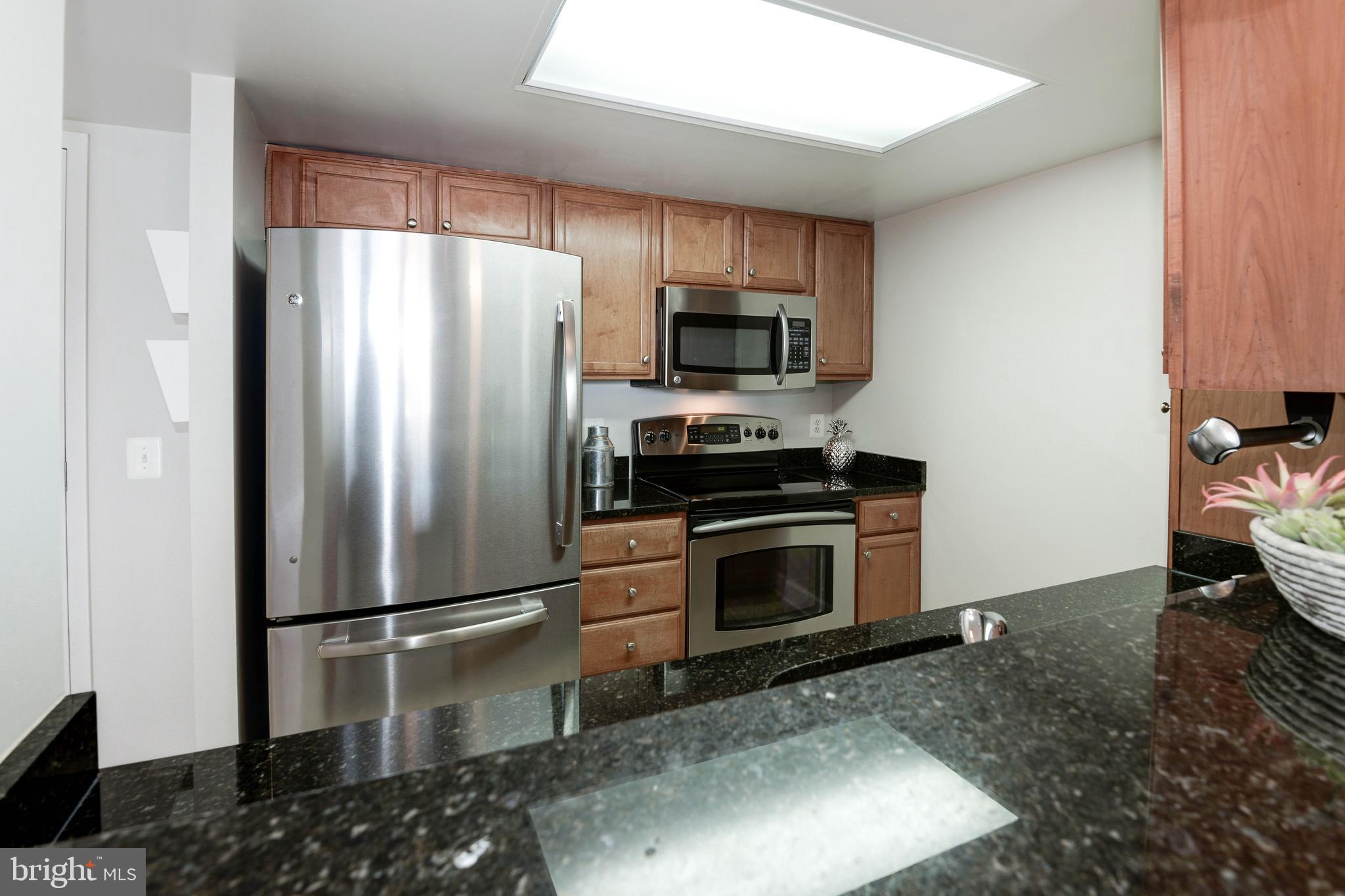 CARLTON HOUSE - Residential