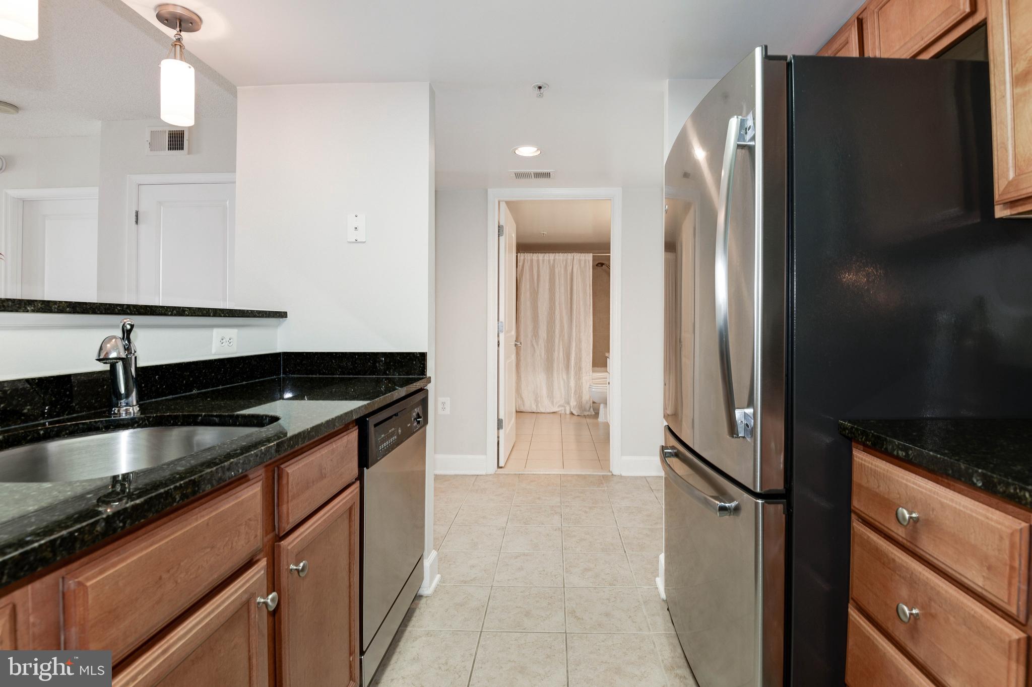 CARLTON HOUSE - Residential