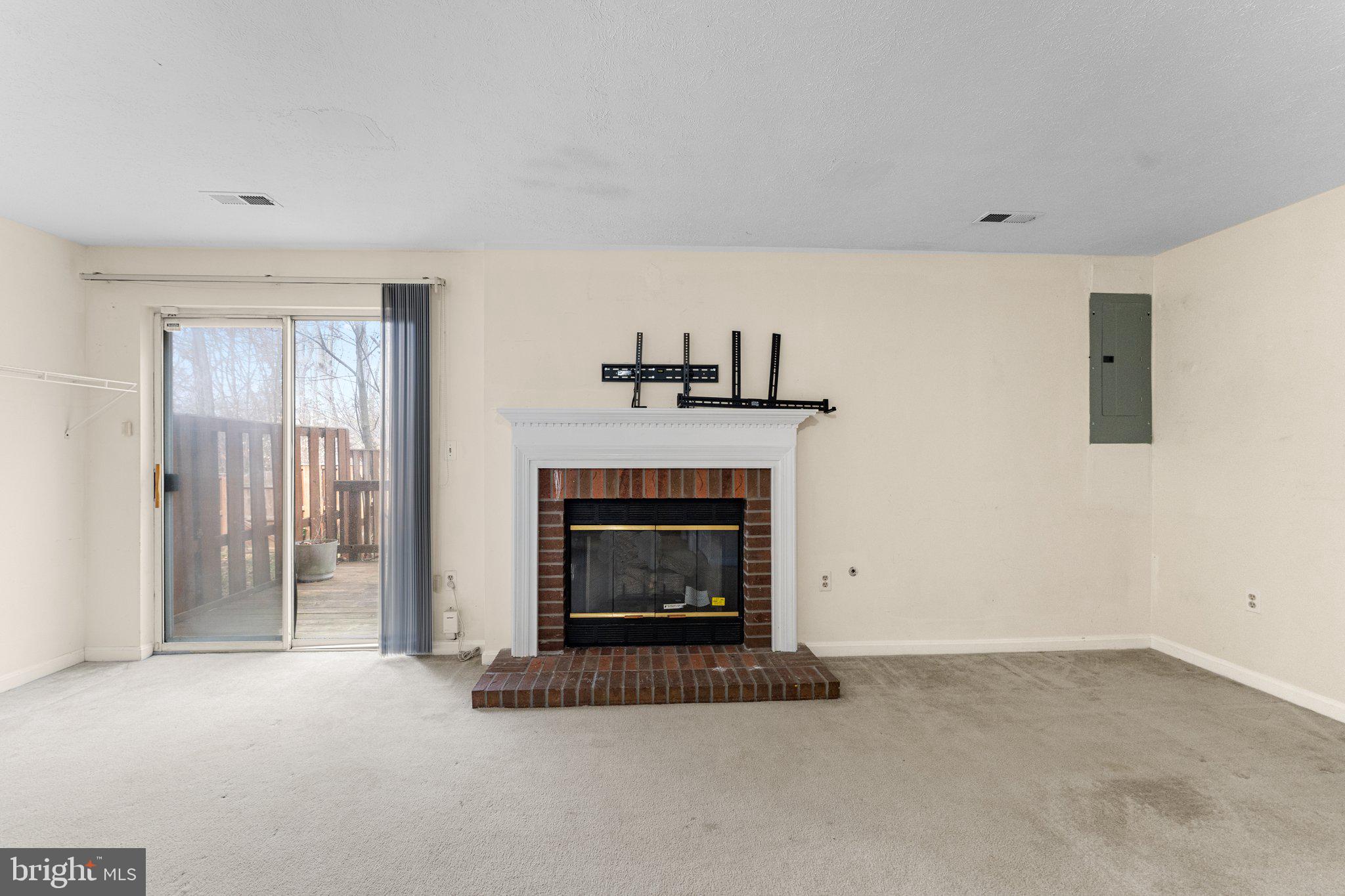 POTOMAC HILLS - Residential