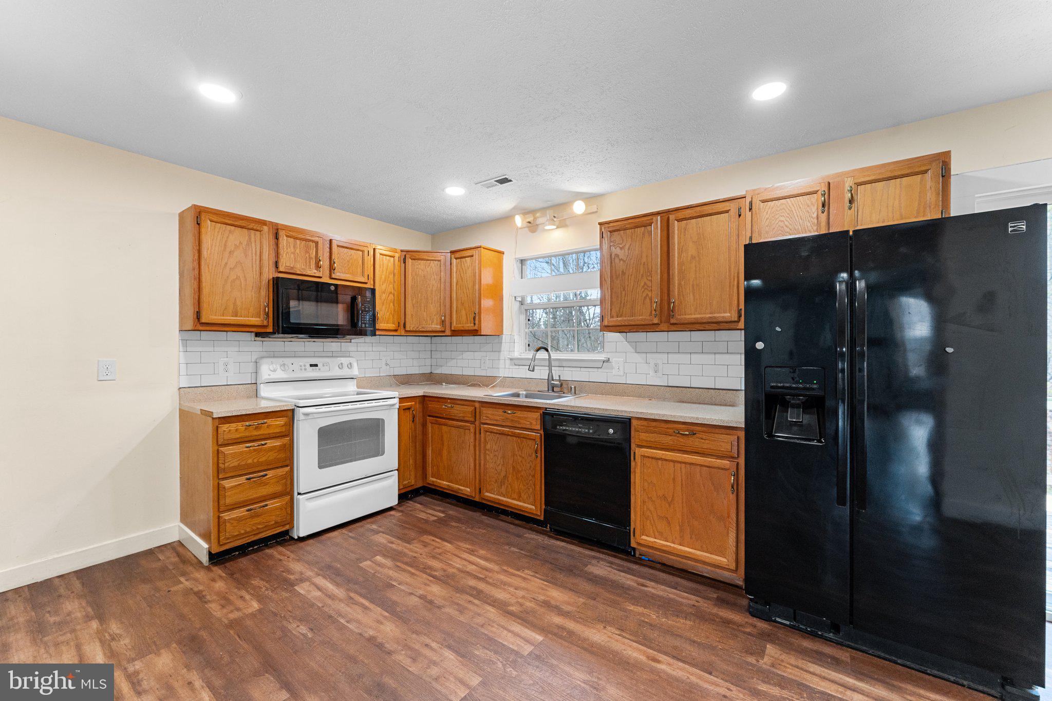 POTOMAC HILLS - Residential