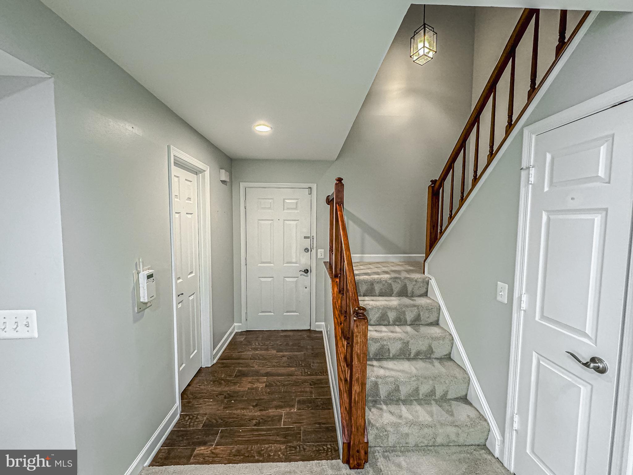 3801 RIDGE KNOLL COURT 206A