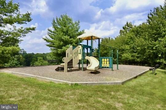 OXFORD HOUSE - Residential