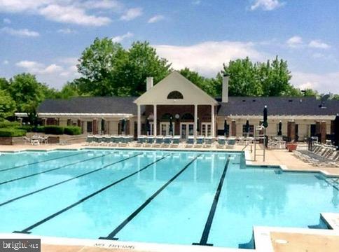 OXFORD HOUSE - Residential