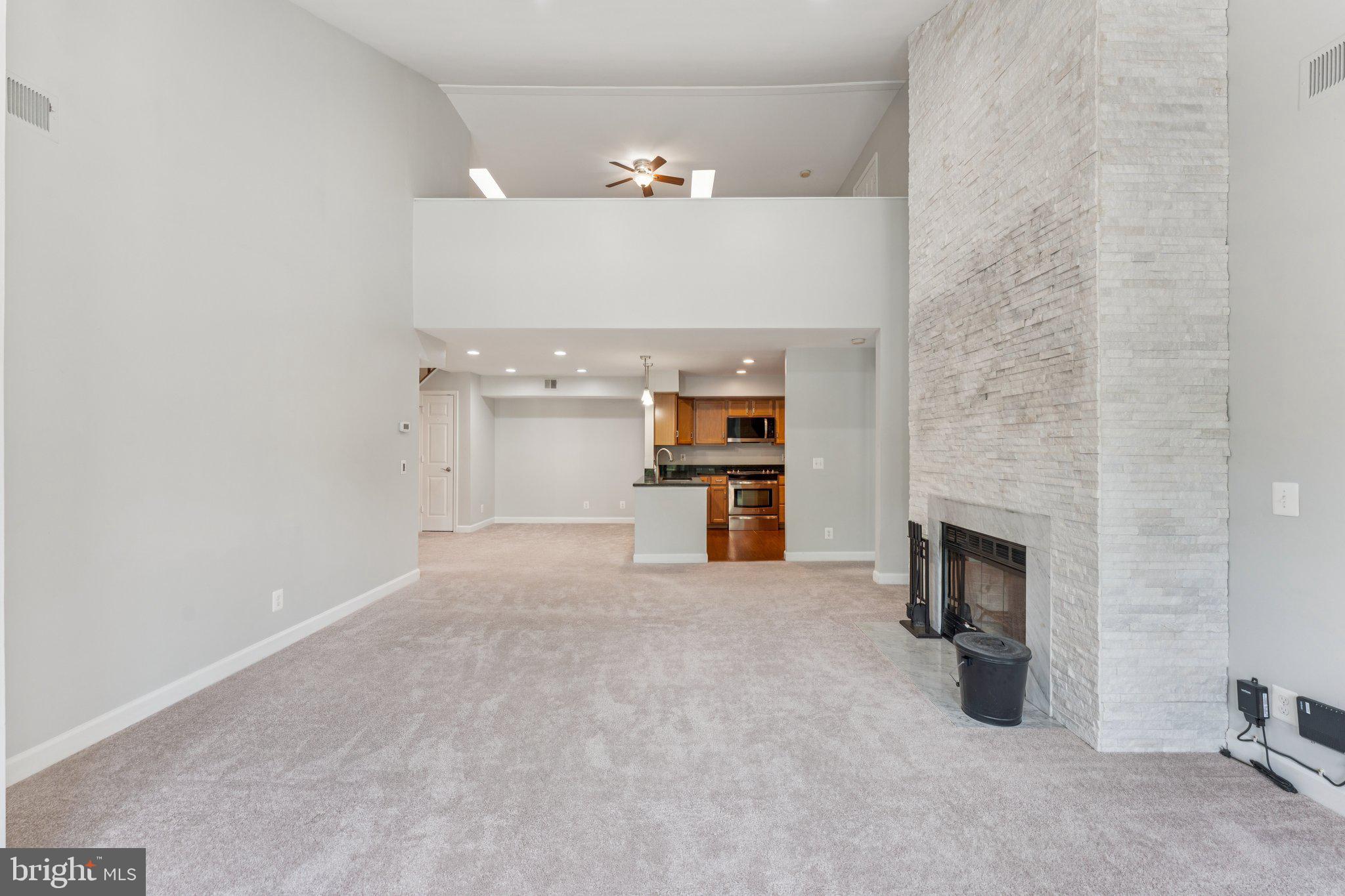 OXFORD HOUSE - Residential