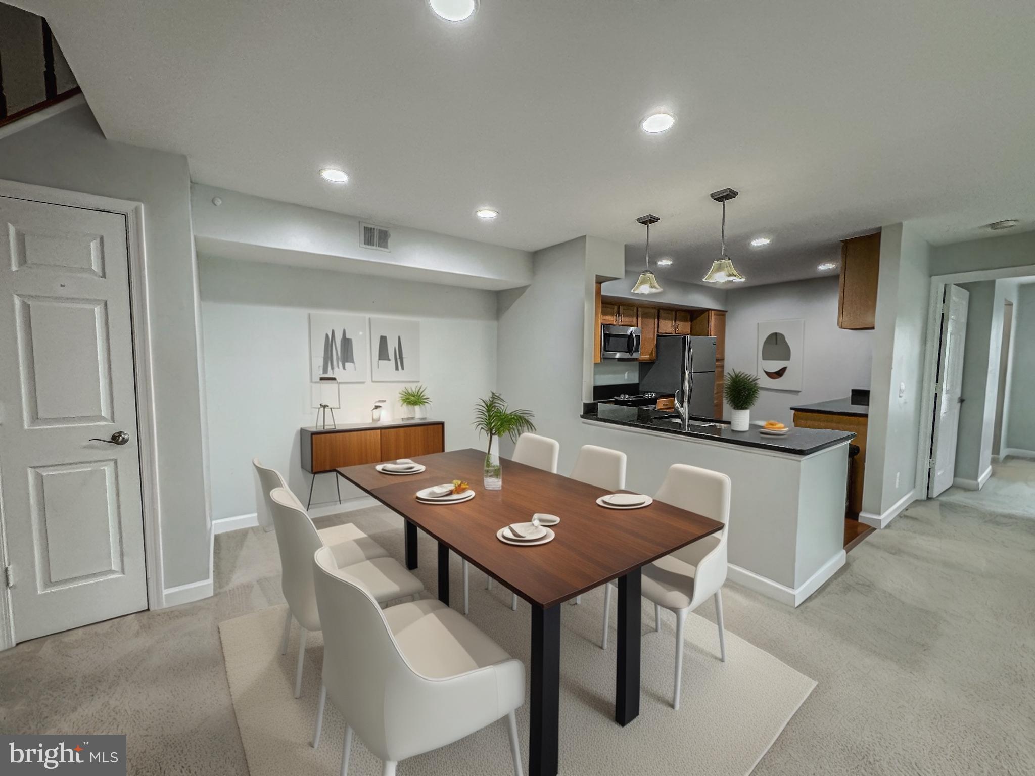 OXFORD HOUSE - Residential