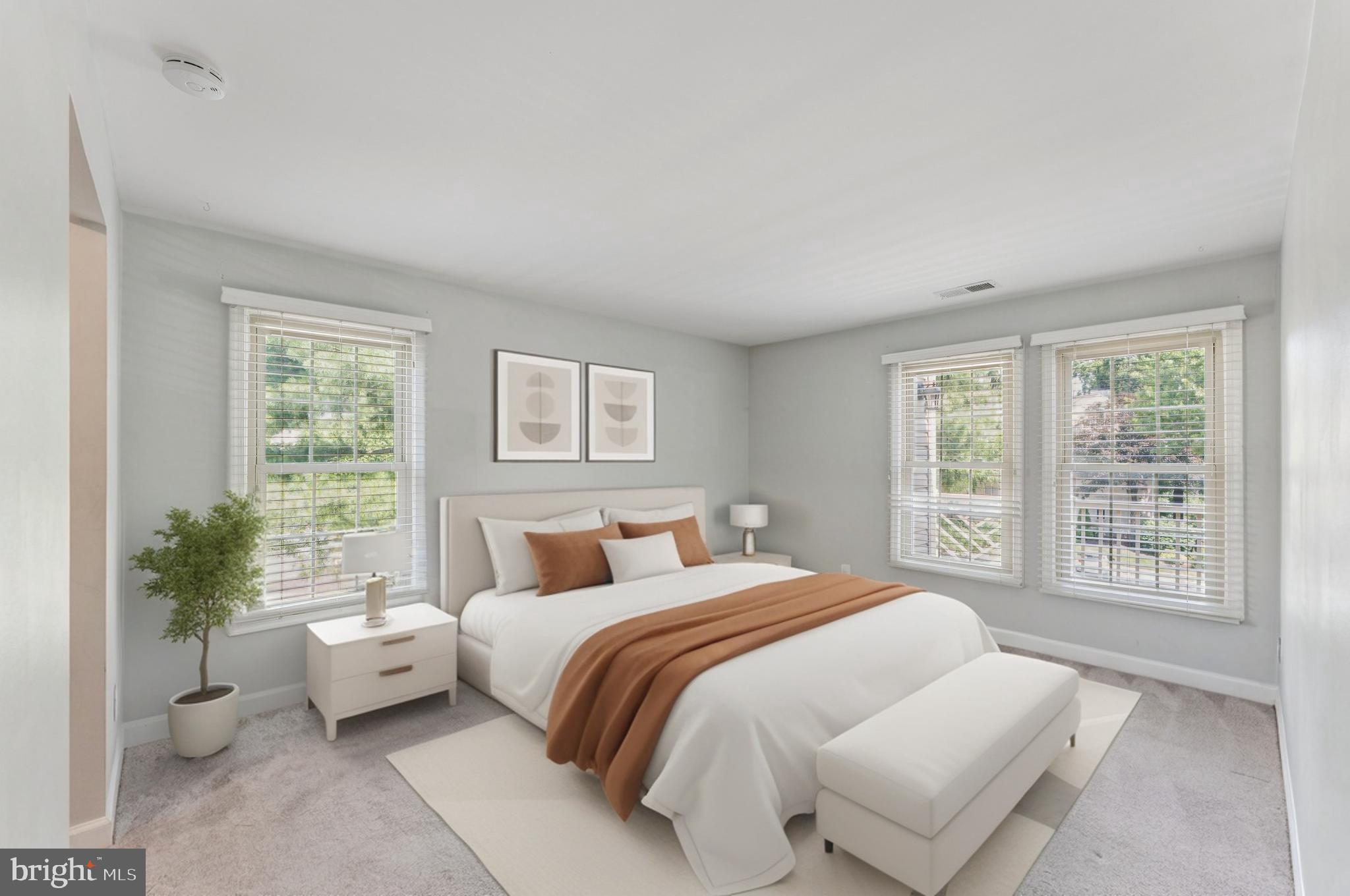 OXFORD HOUSE - Residential