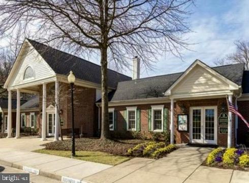 OXFORD HOUSE - Residential