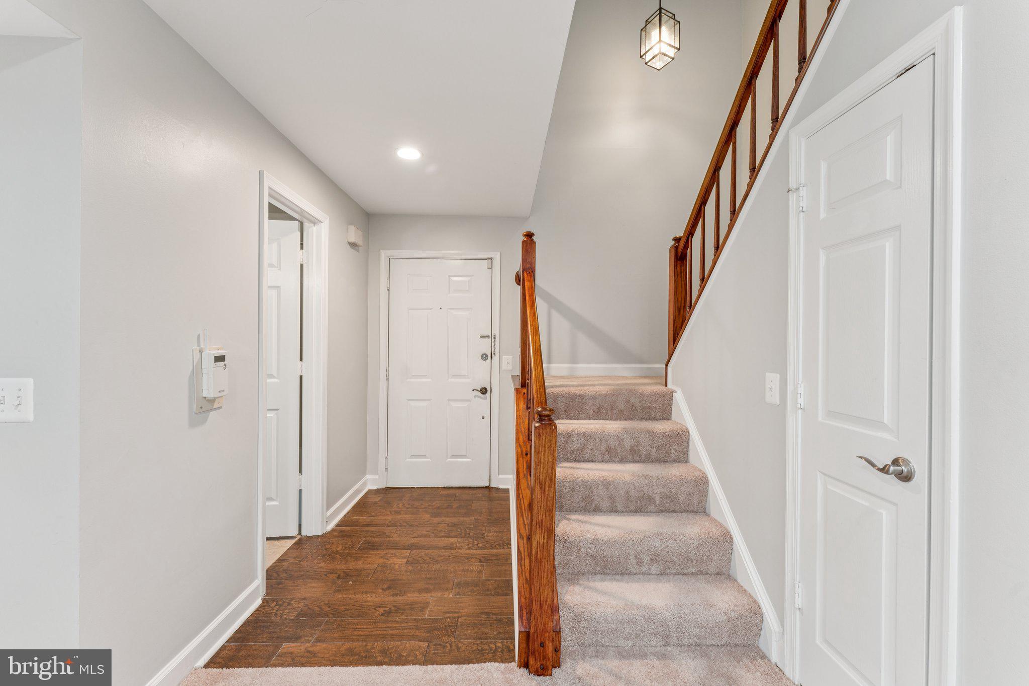 3801 RIDGE KNOLL COURT 206A