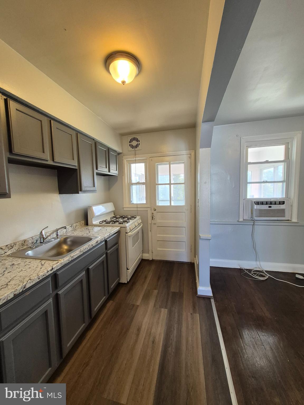 EDGECOMB - Residential Lease