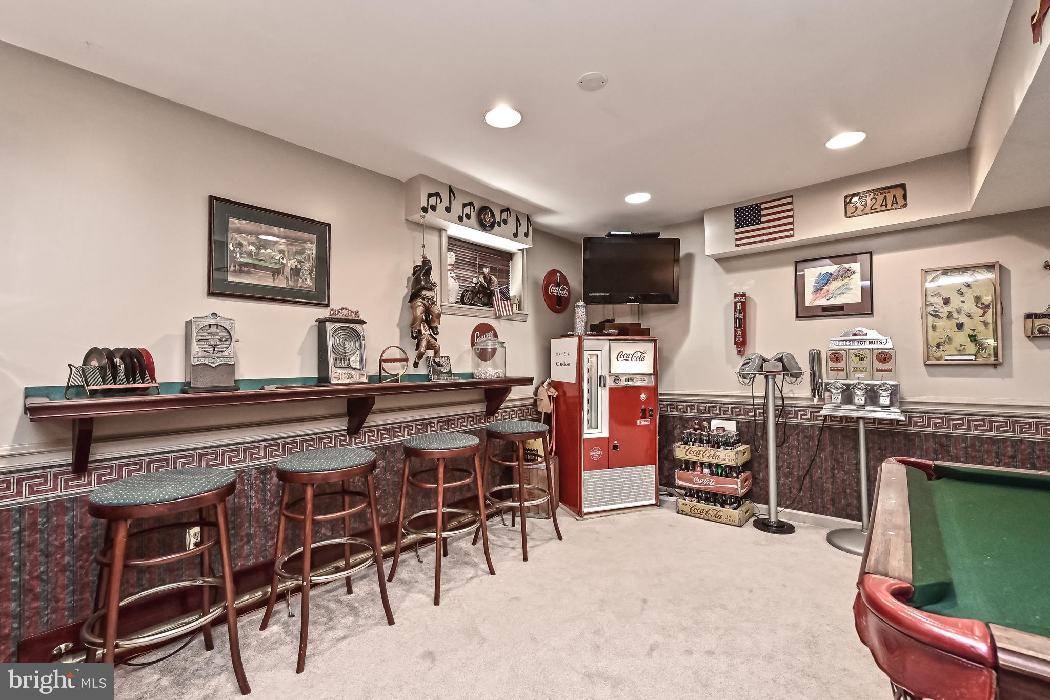 SILVERBROOK ESTATES - Residential