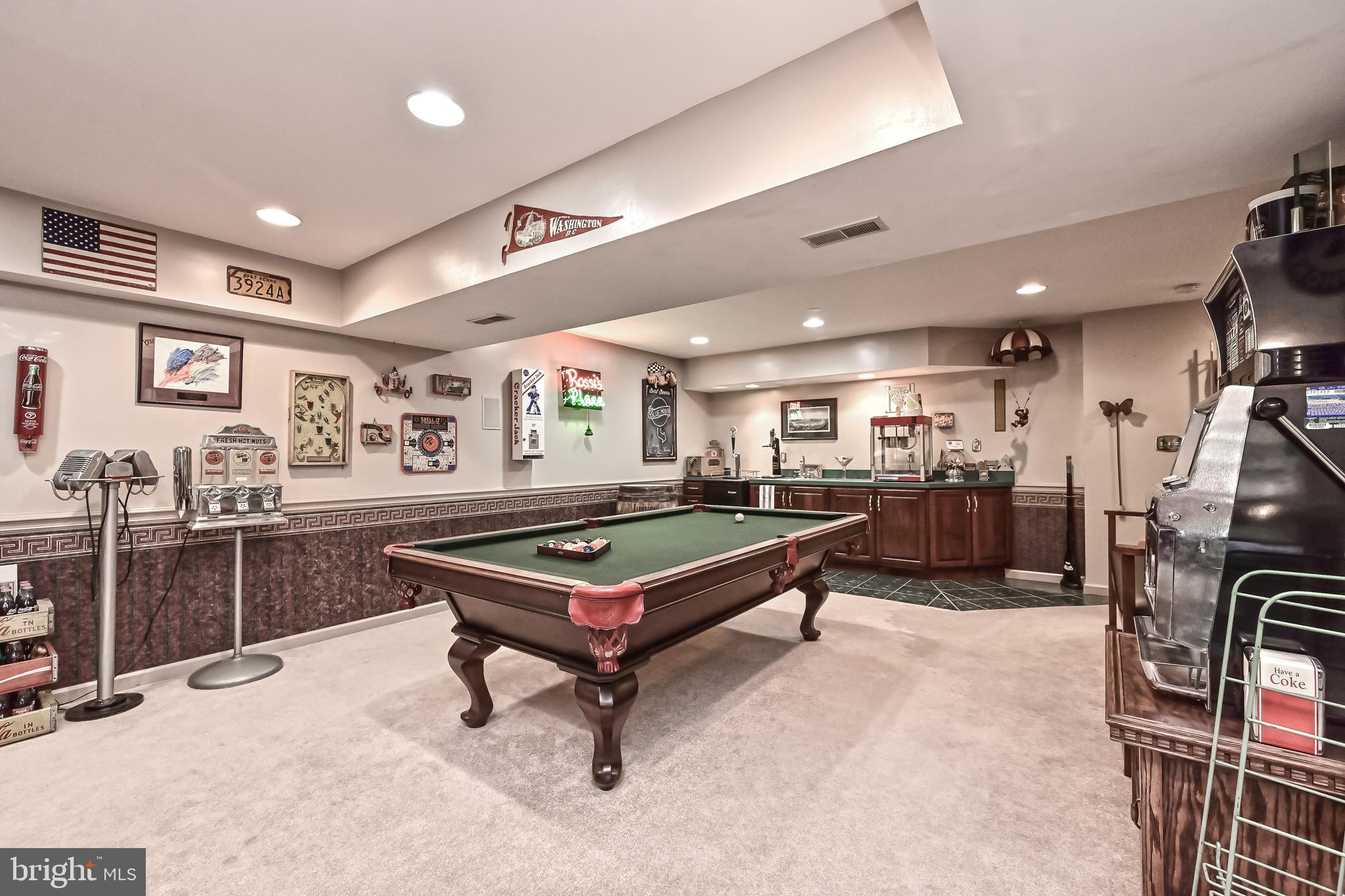 SILVERBROOK ESTATES - Residential