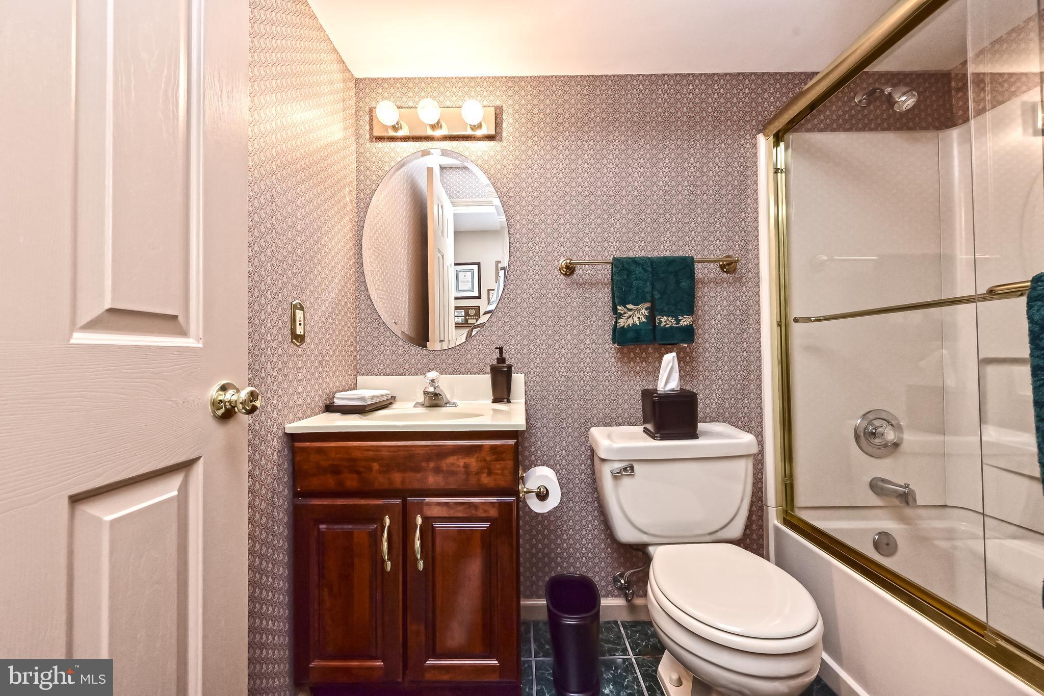 SILVERBROOK ESTATES - Residential