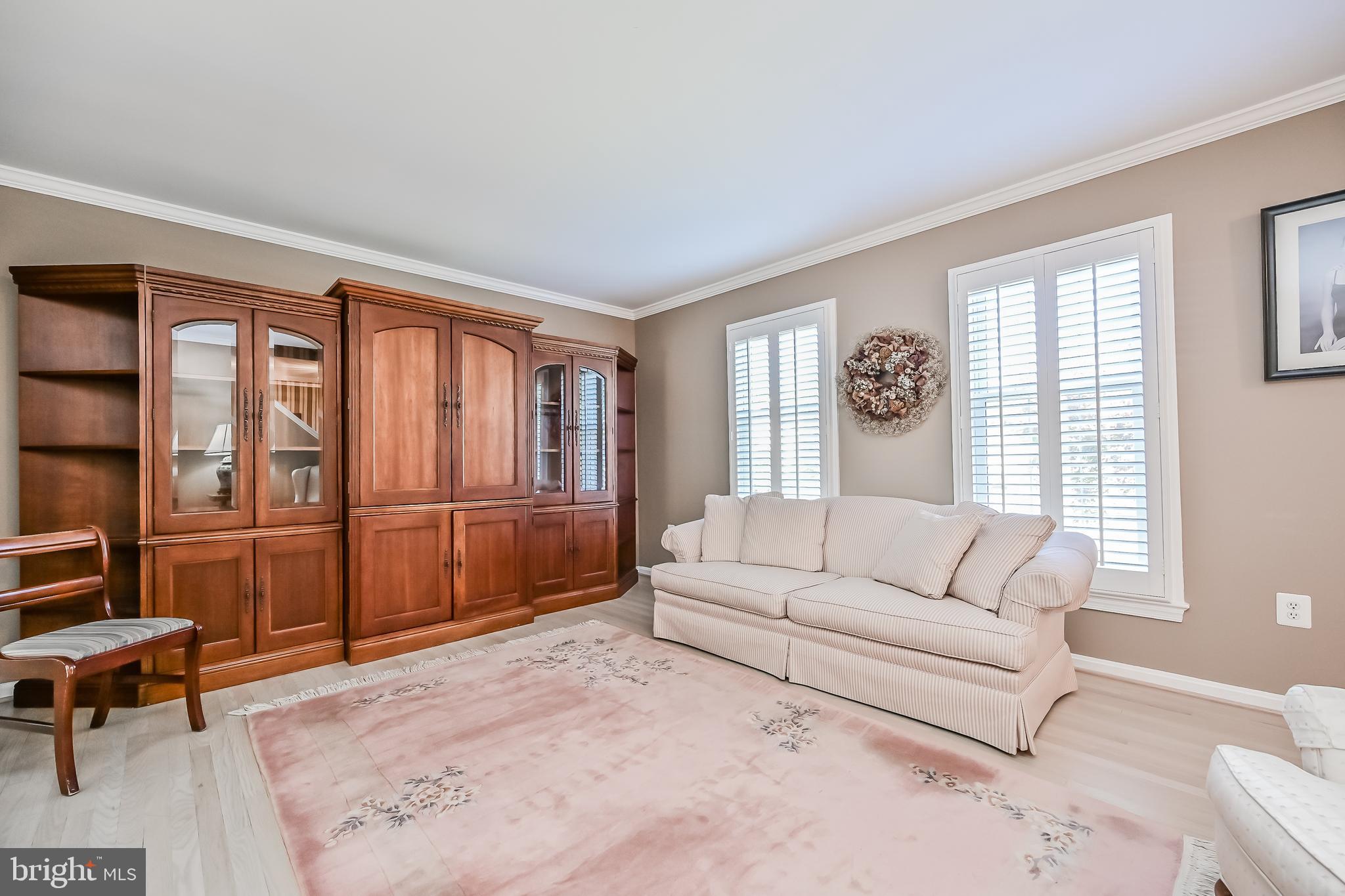 SILVERBROOK ESTATES - Residential