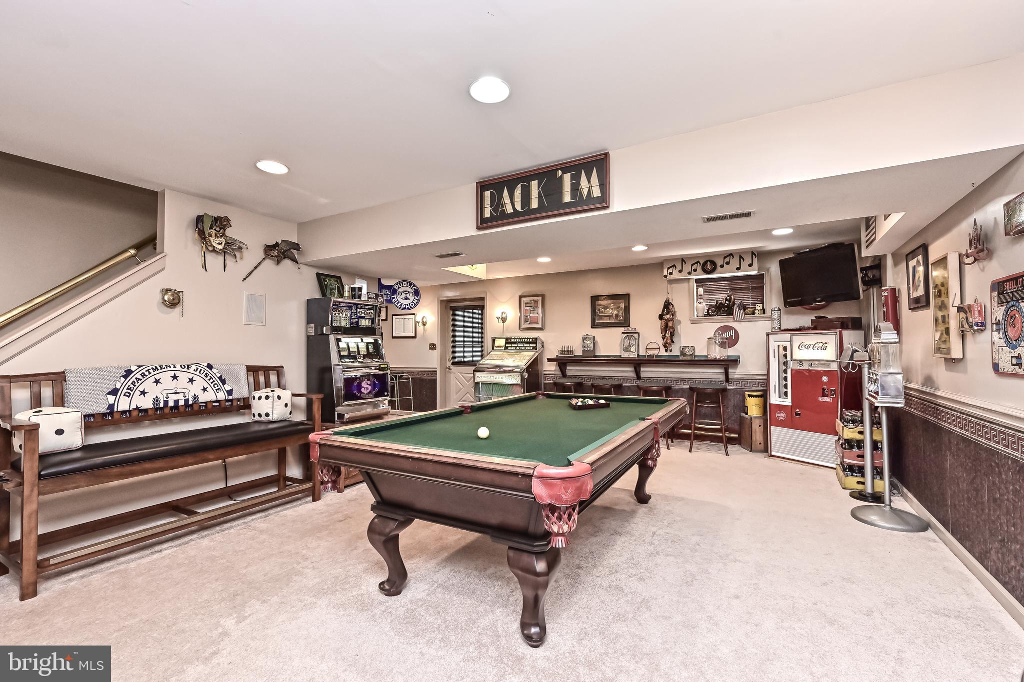 SILVERBROOK ESTATES - Residential