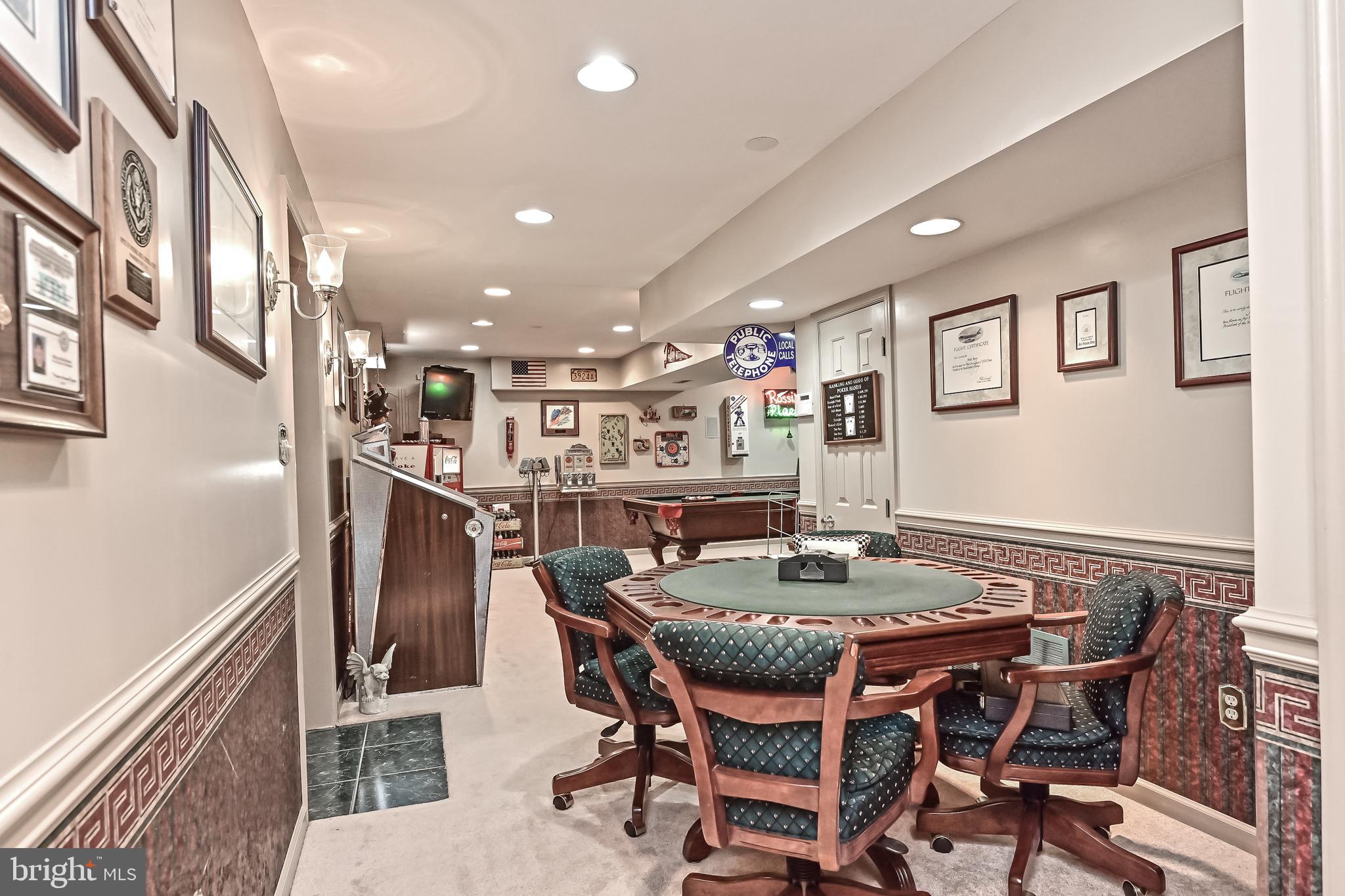 SILVERBROOK ESTATES - Residential