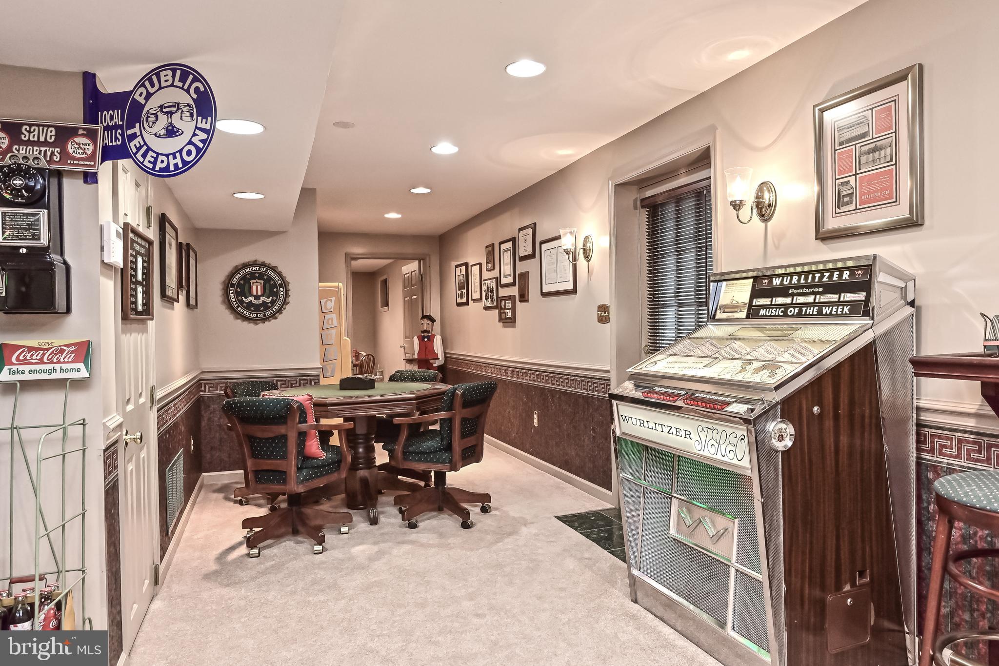 SILVERBROOK ESTATES - Residential