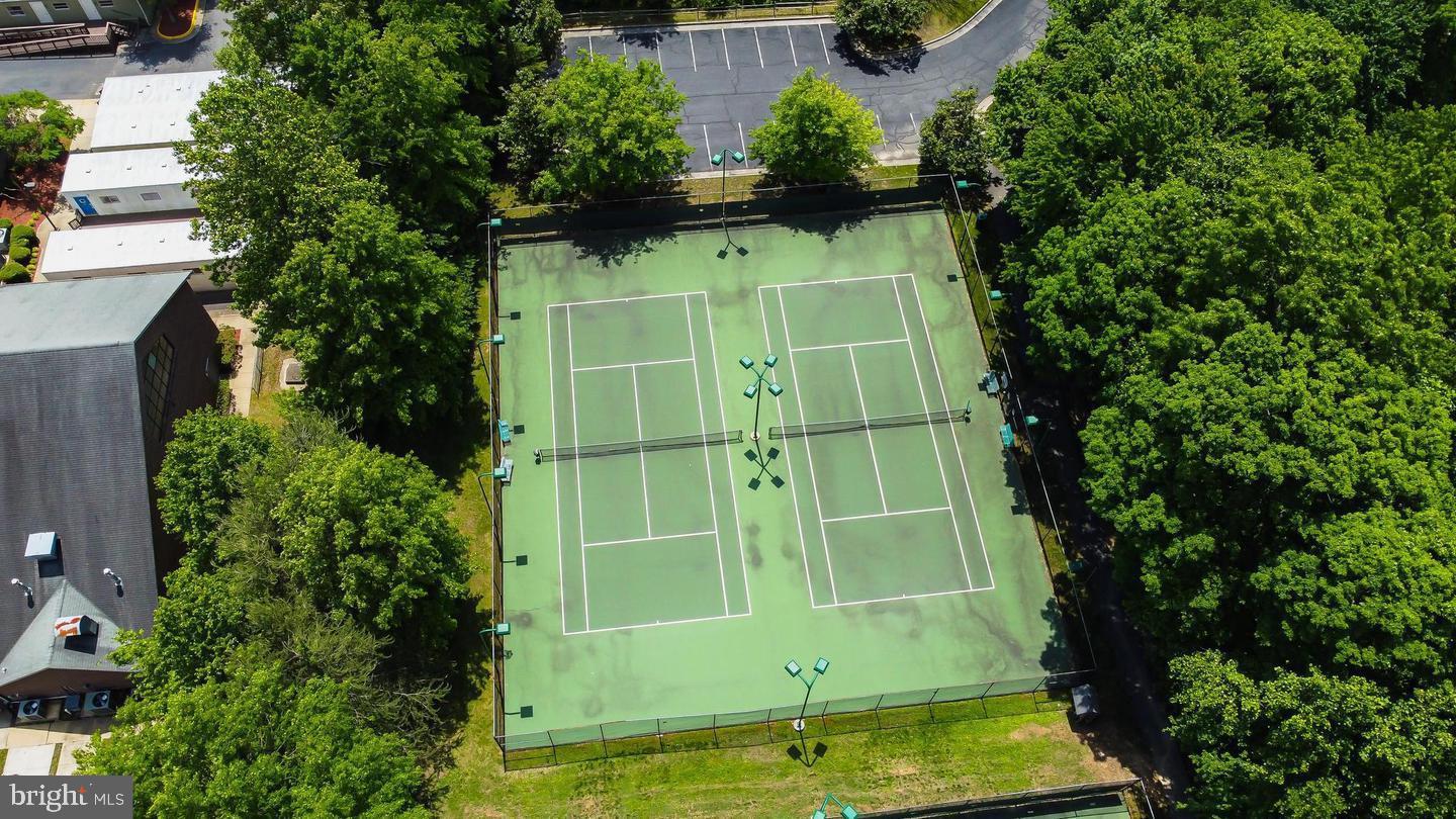 SILVERBROOK ESTATES - Residential