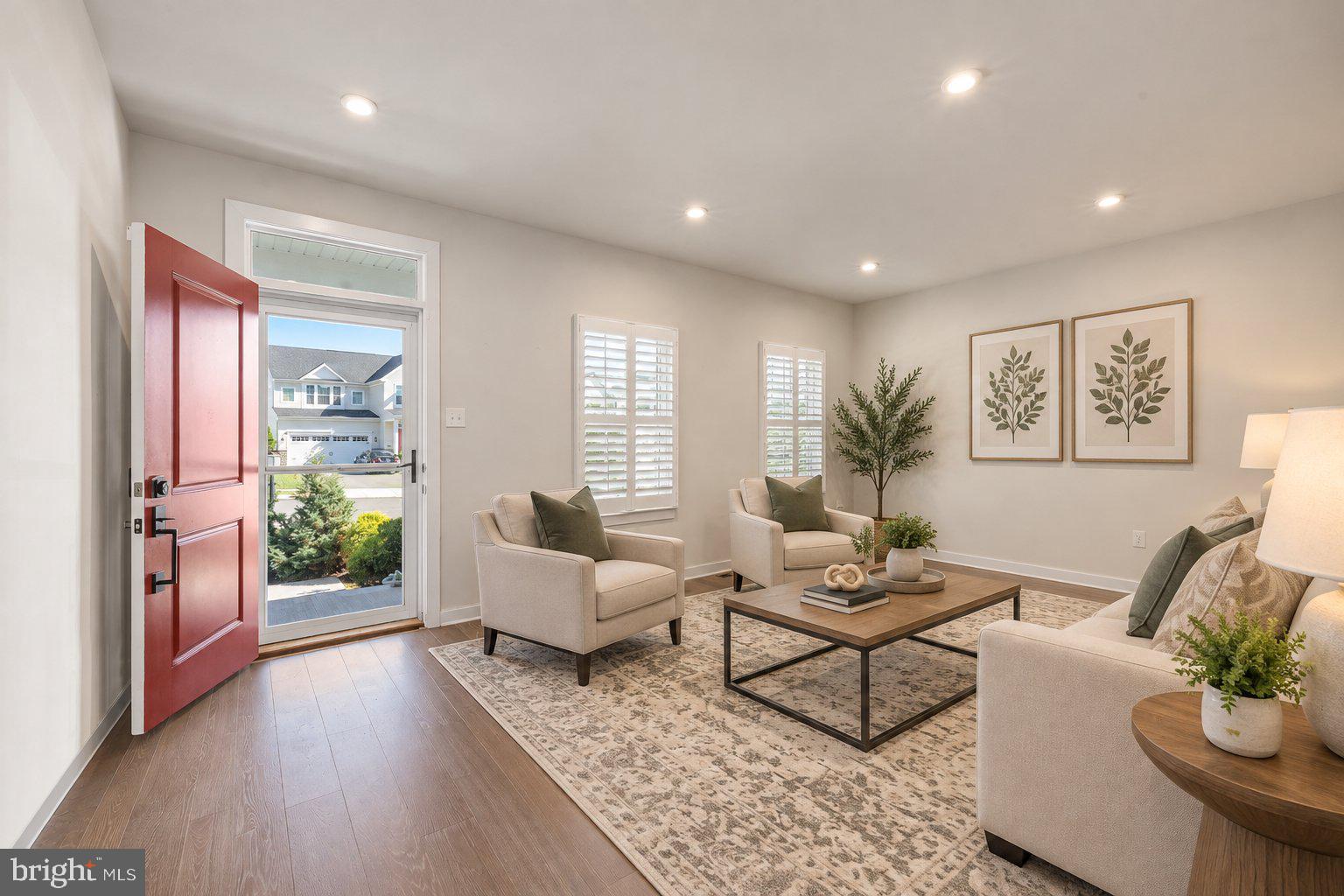 523 SPRING MANOR BOULEVARD
