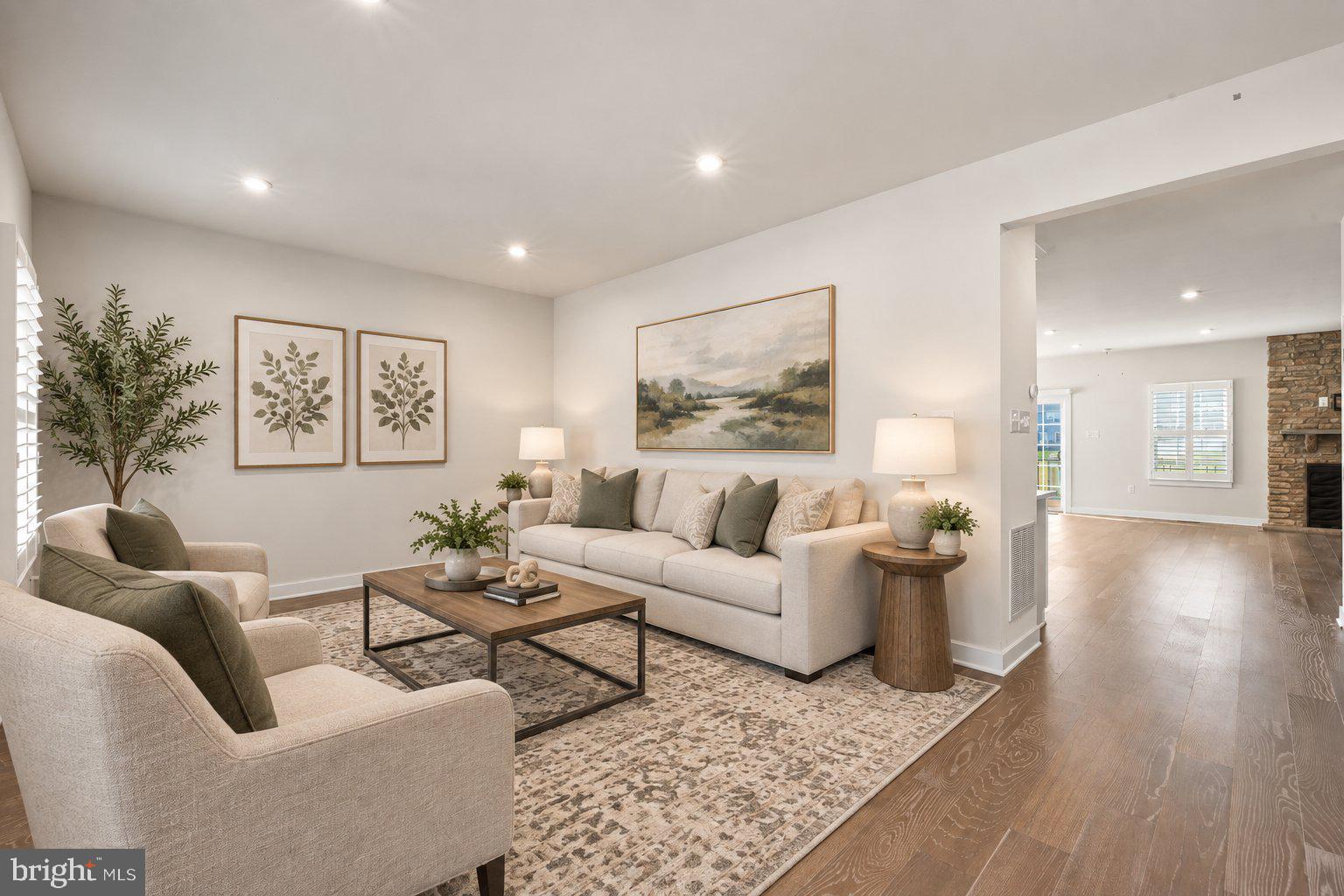 523 SPRING MANOR BOULEVARD