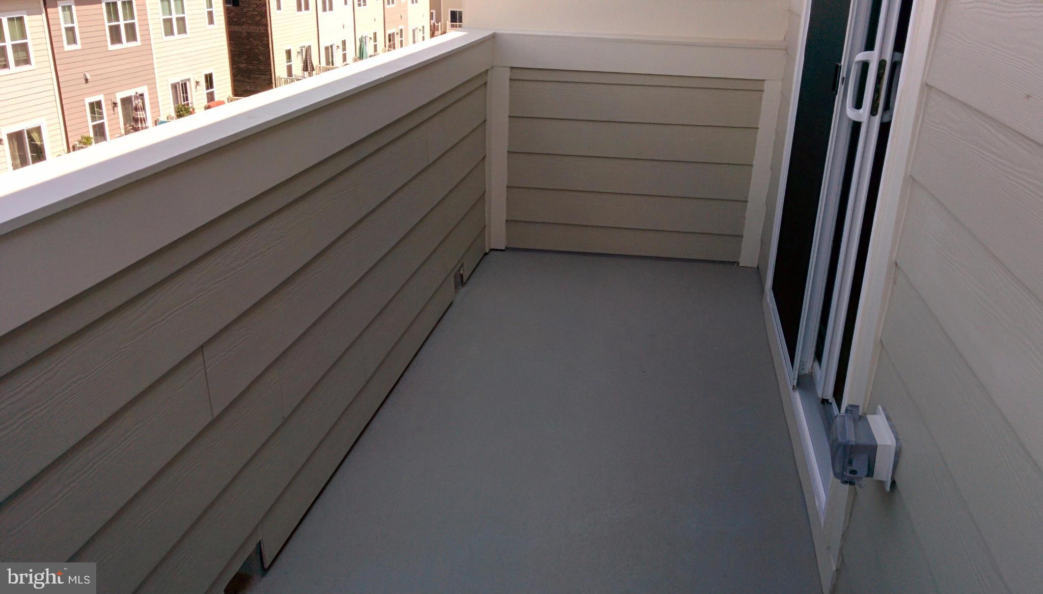 VILLAGES OF URBANA - Residential Lease