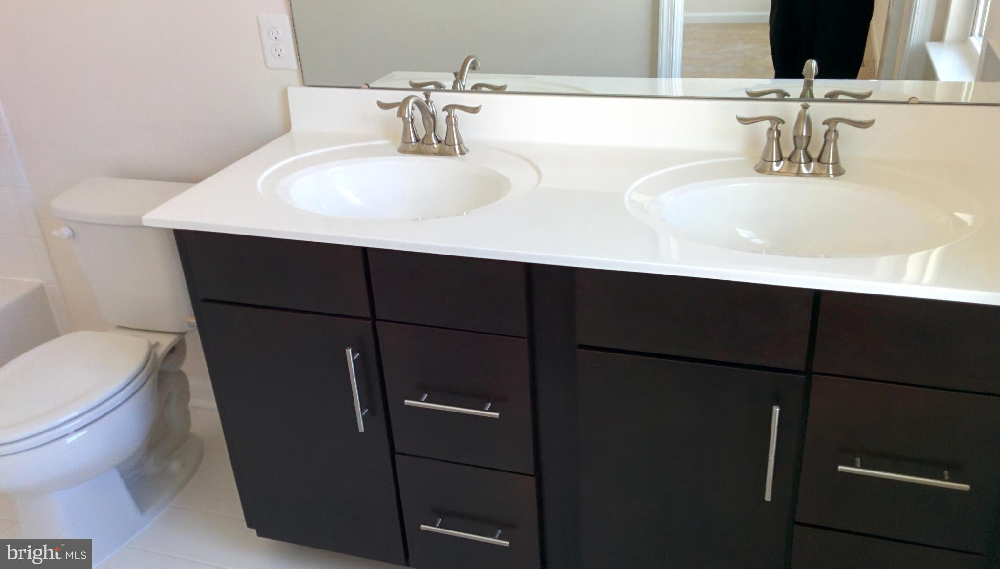 VILLAGES OF URBANA - Residential Lease