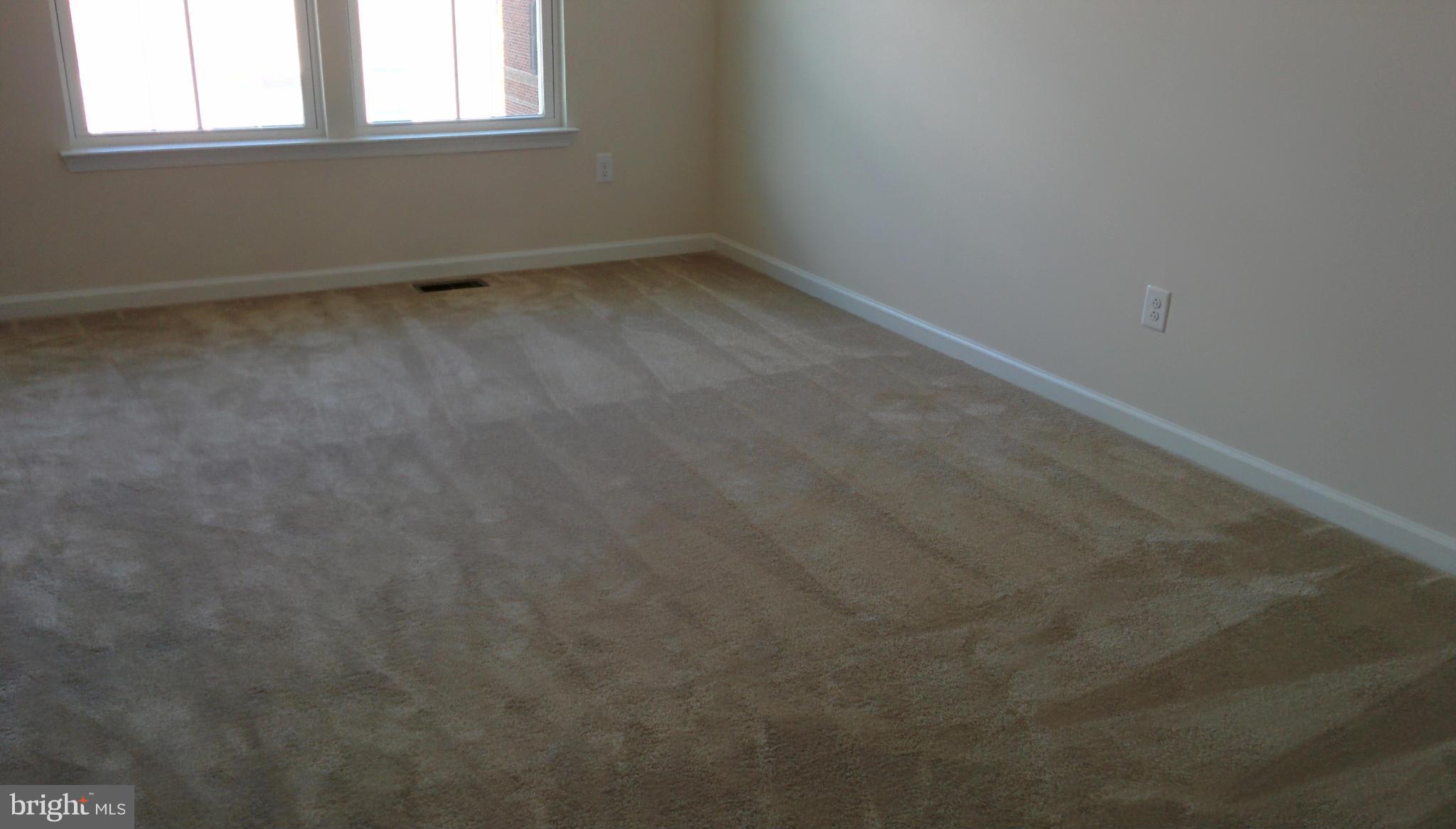 VILLAGES OF URBANA - Residential Lease