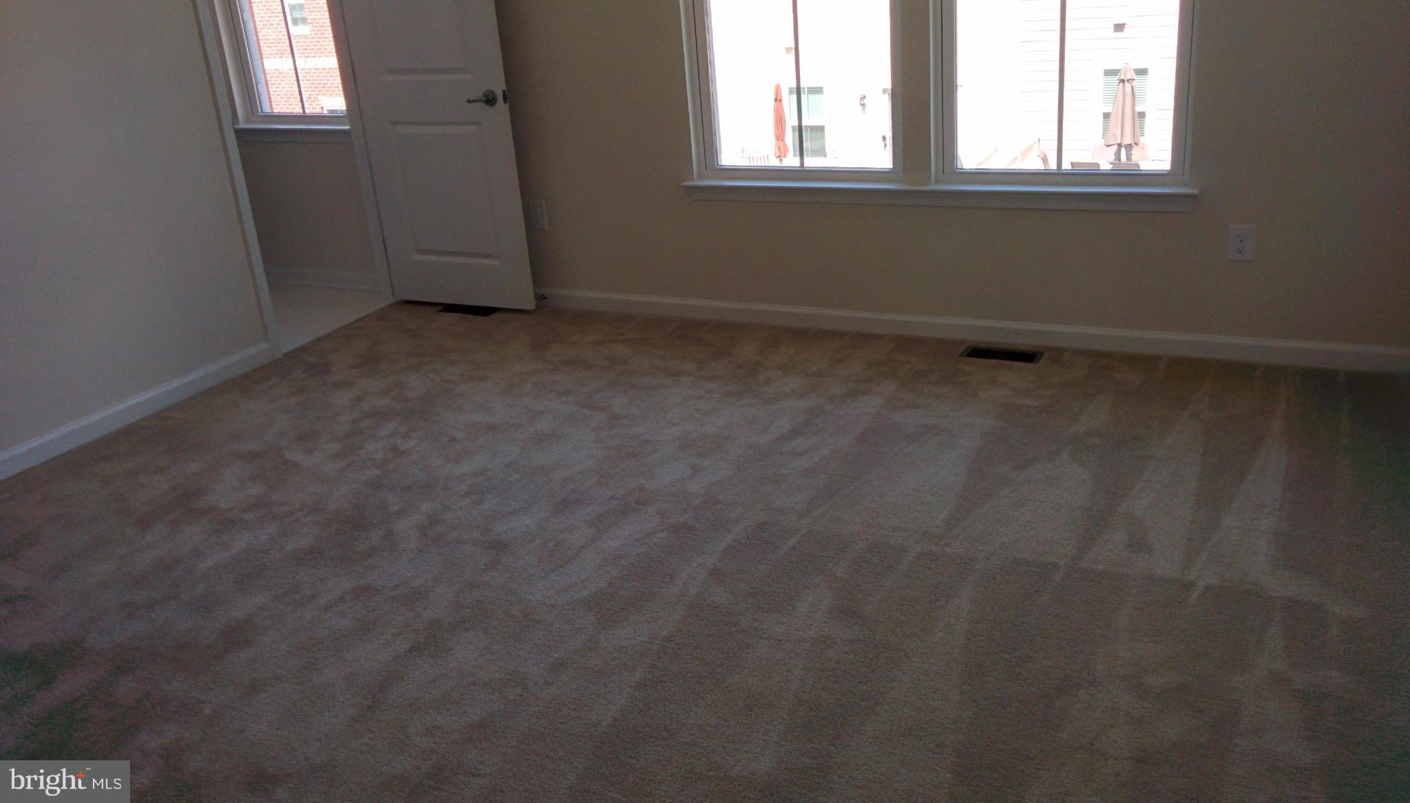 VILLAGES OF URBANA - Residential Lease