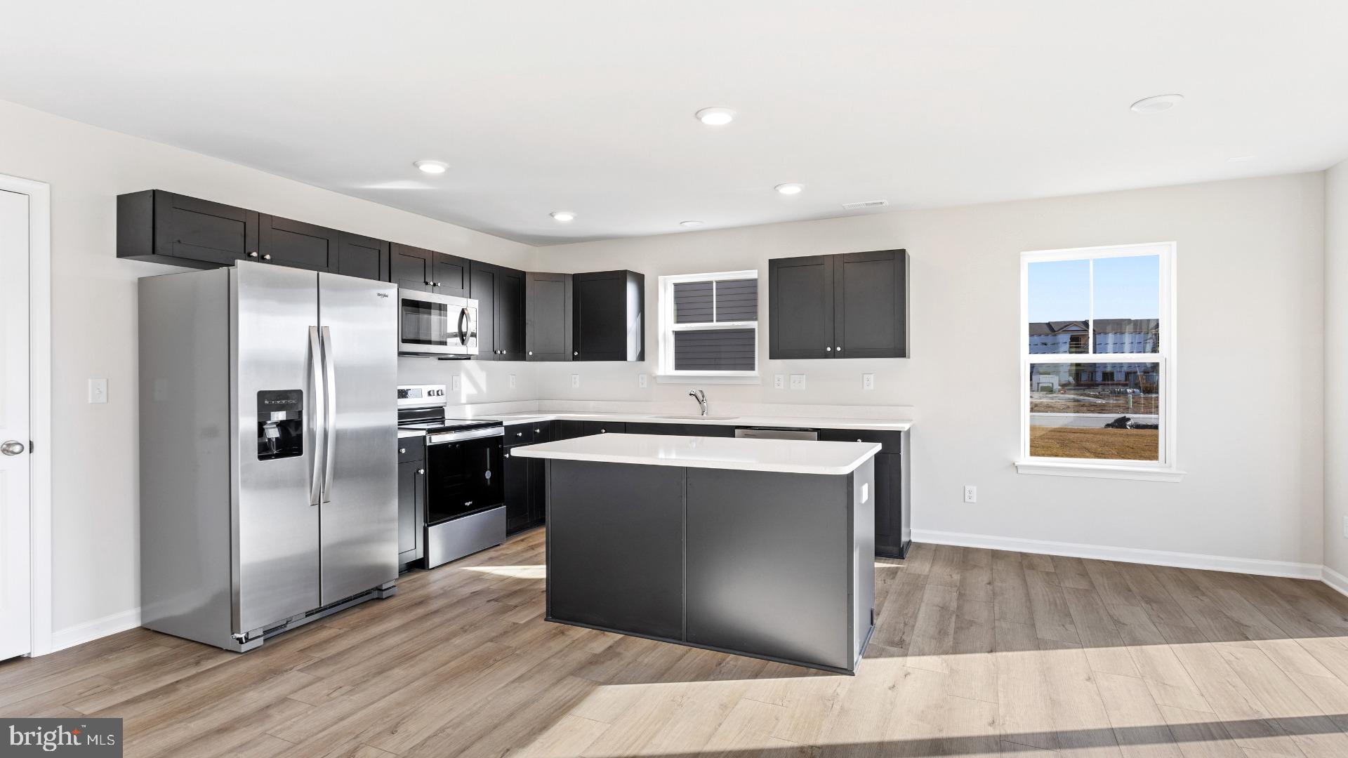 KING'S CROSSING - Residential