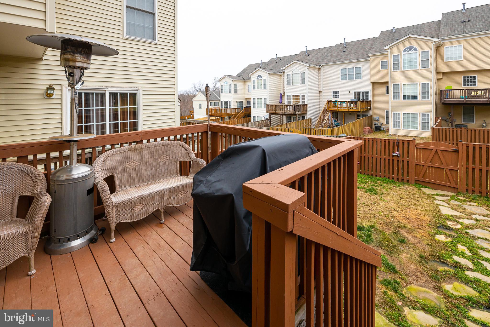 AZALEA WOODS - Residential