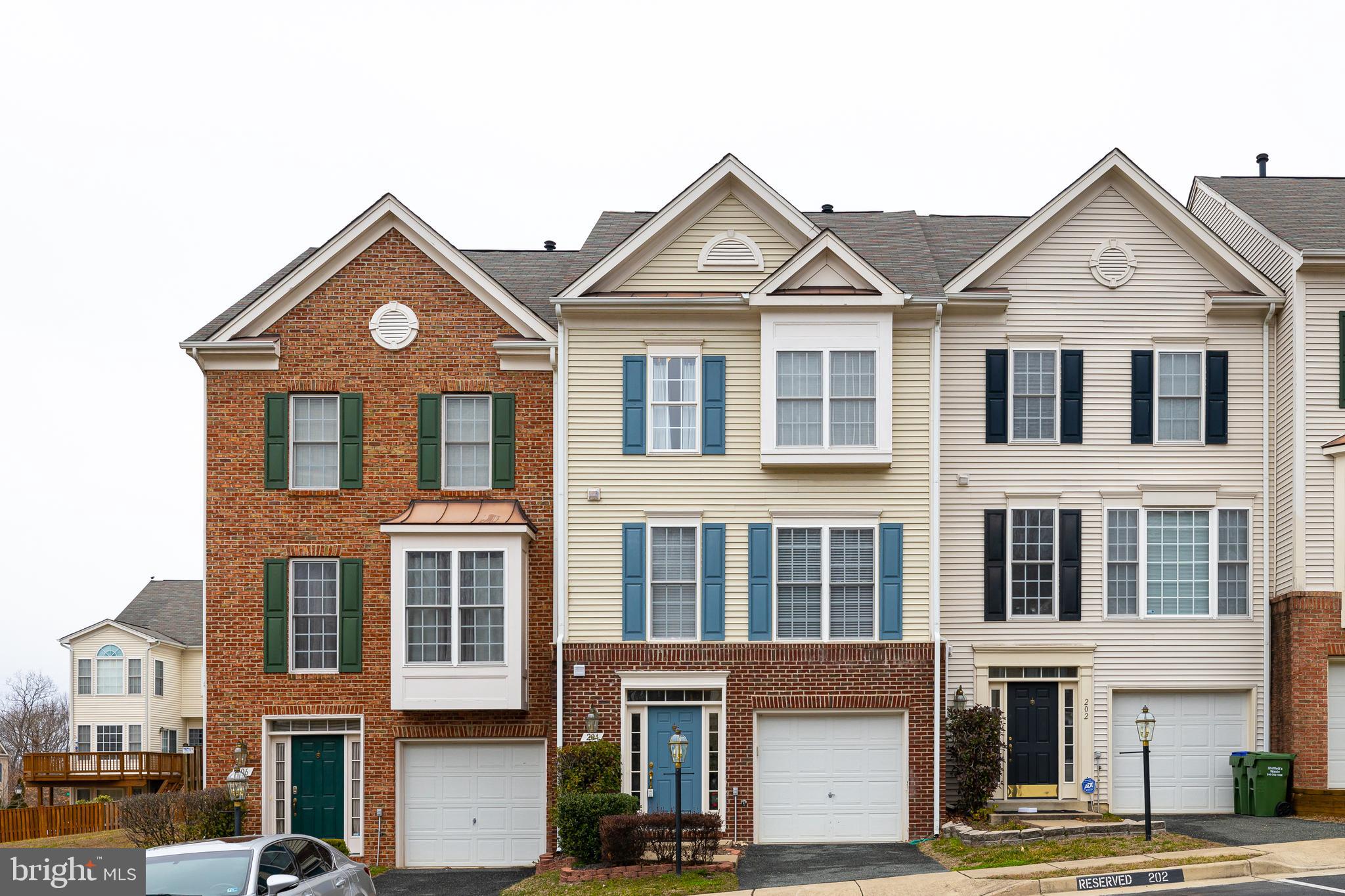 AZALEA WOODS - Residential