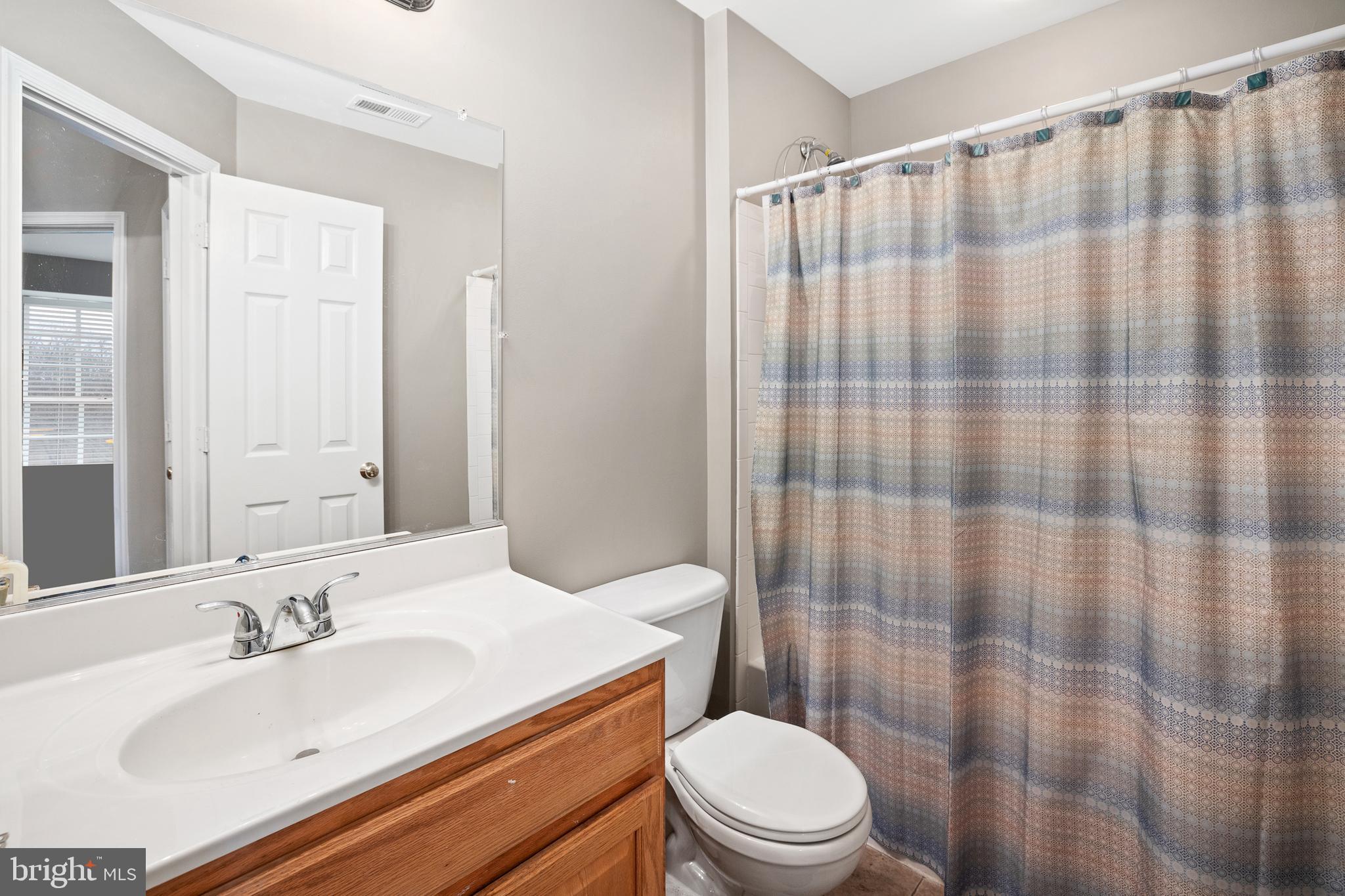 AZALEA WOODS - Residential