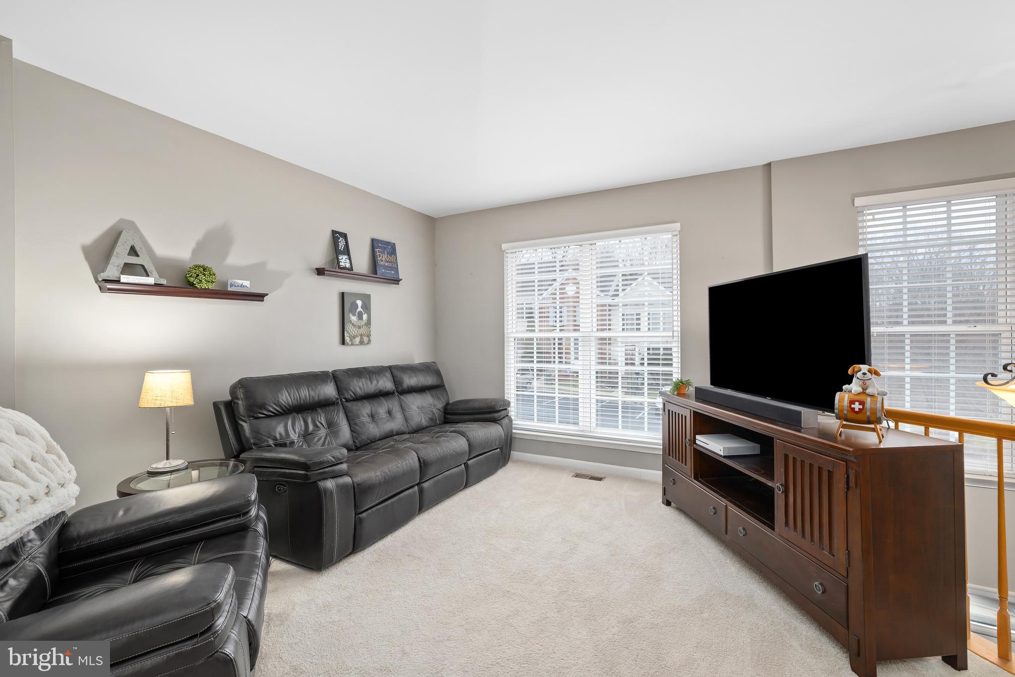 AZALEA WOODS - Residential