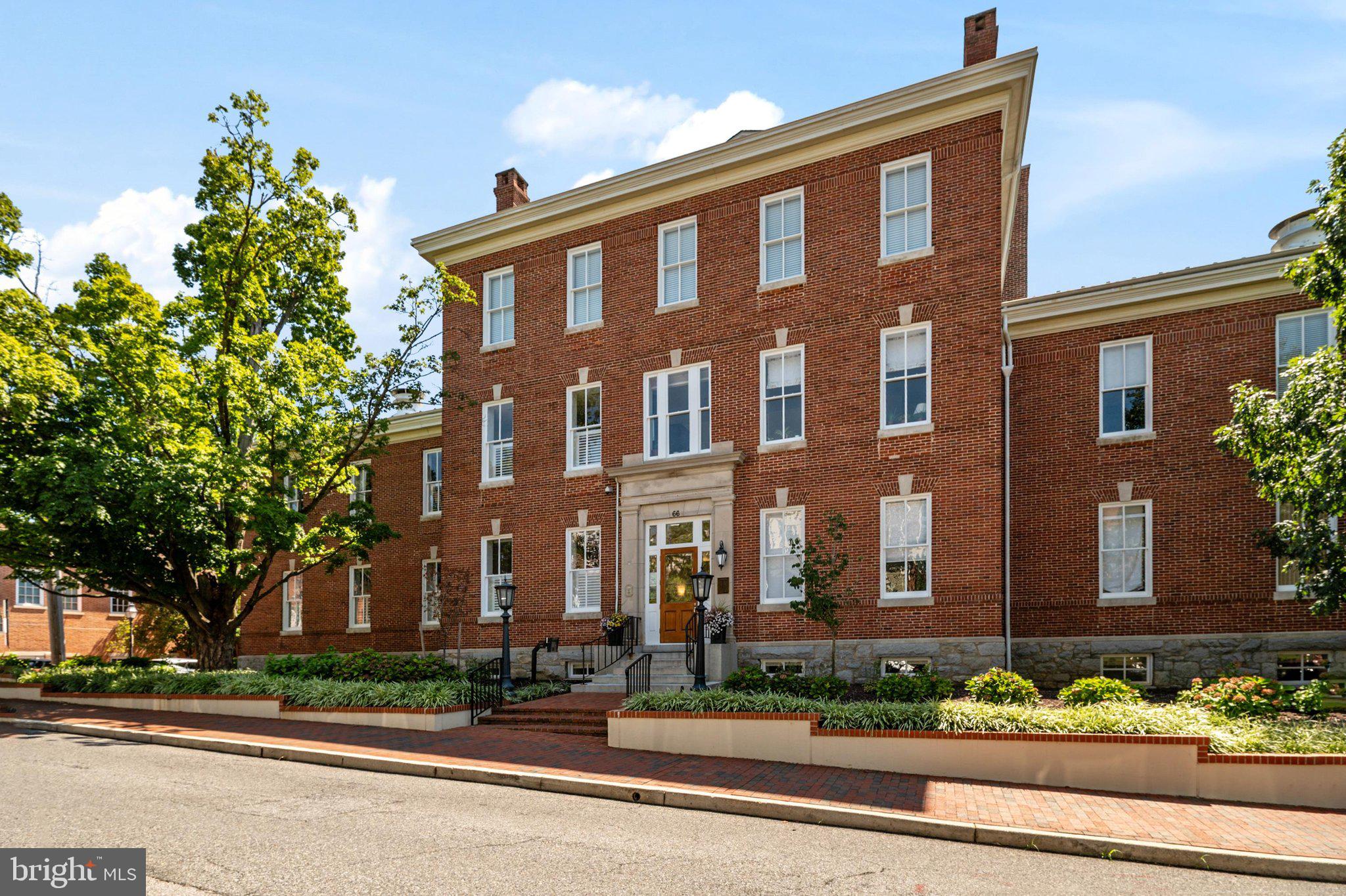 66 FRANKLIN STREET S 413